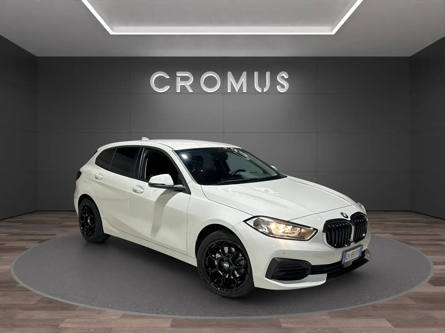 BMW 118 d Business Advantage auto IVA ESPOSTA - 2