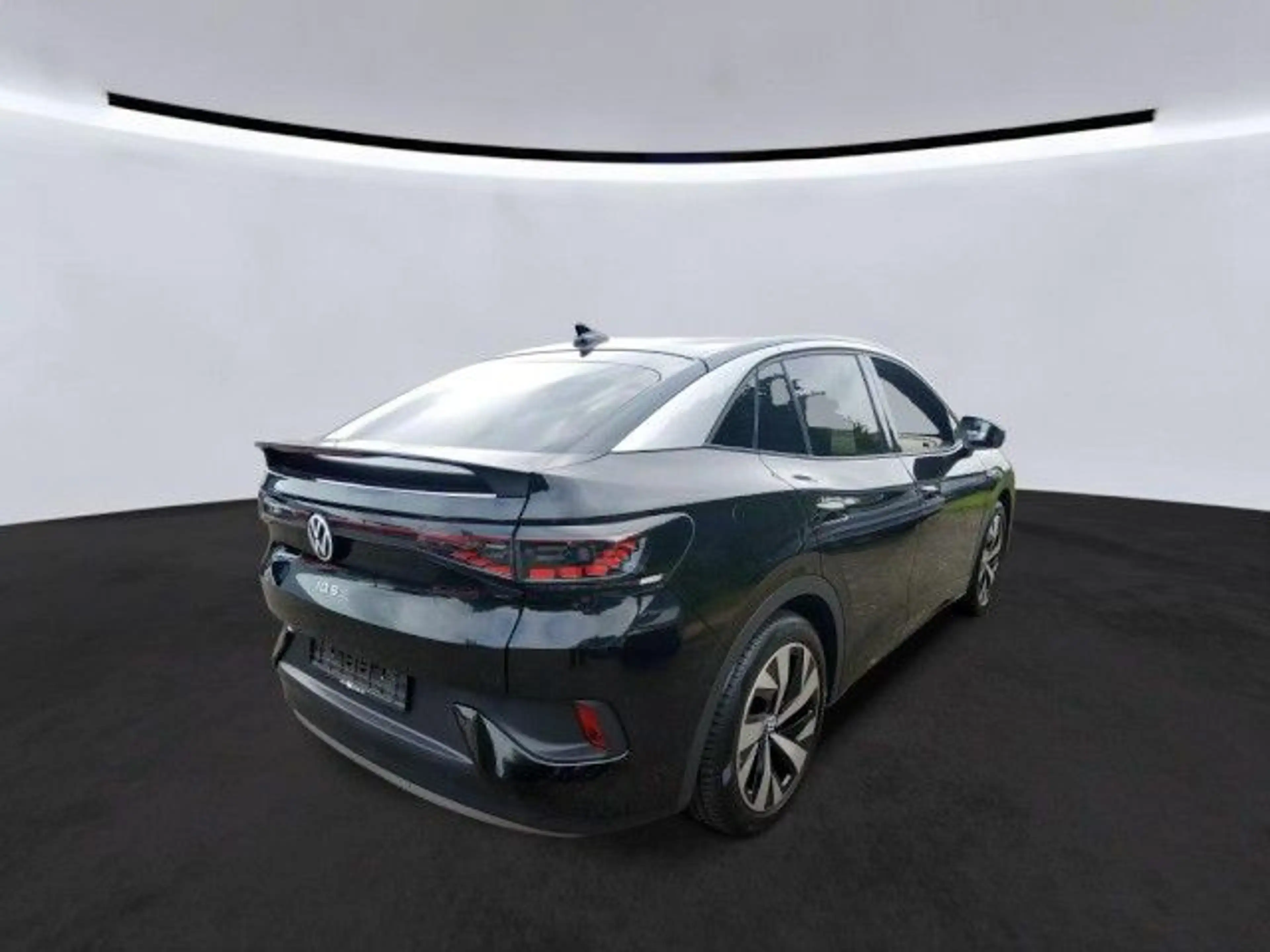 Volkswagen ID.5 Pro electric 128kW+IQ-LIGHT+ACC+360 KAMERA Klima — photo 2