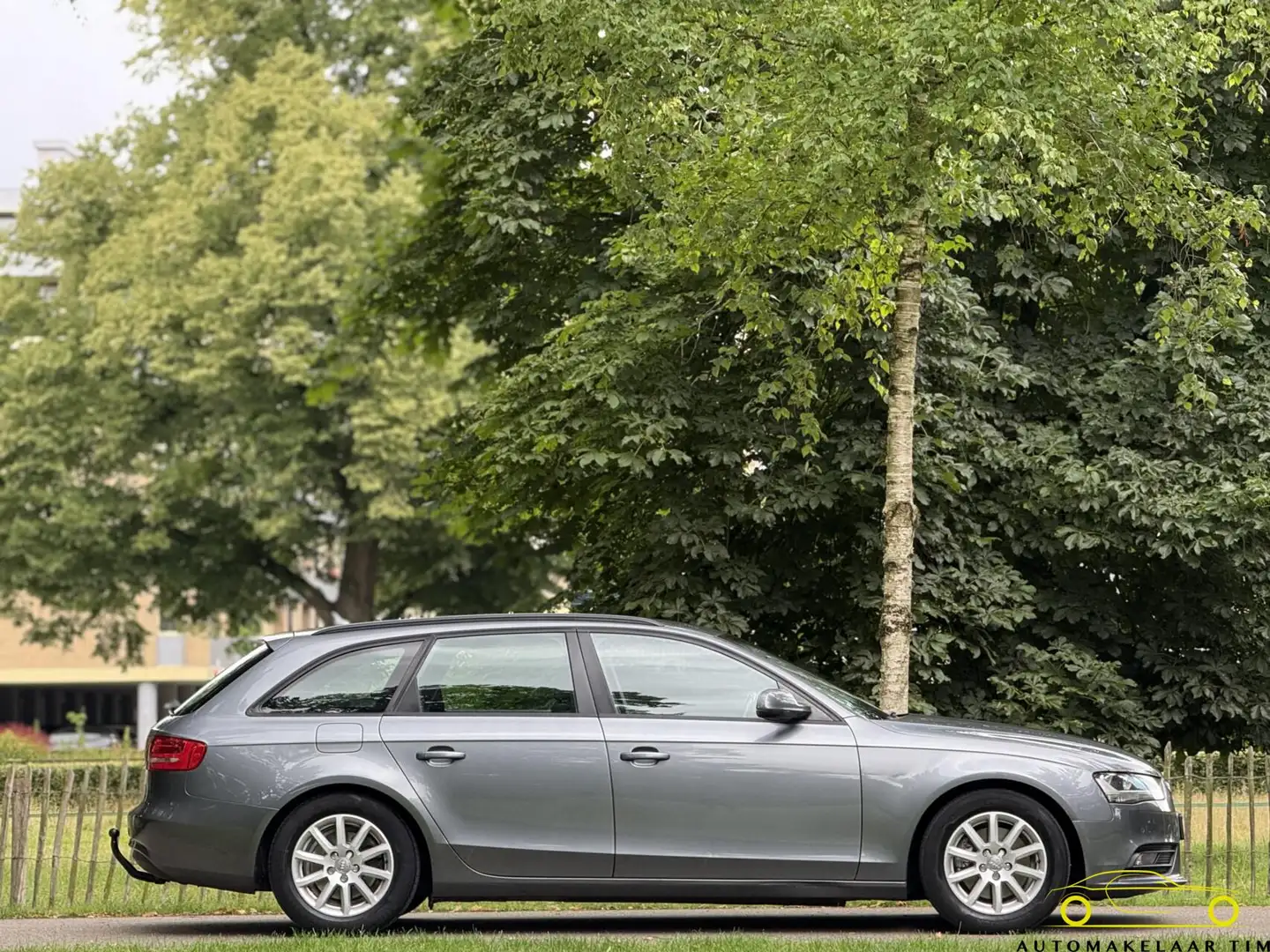Audi A4 Avant 2.0 TDIe Pro Line Business Grijs - 2