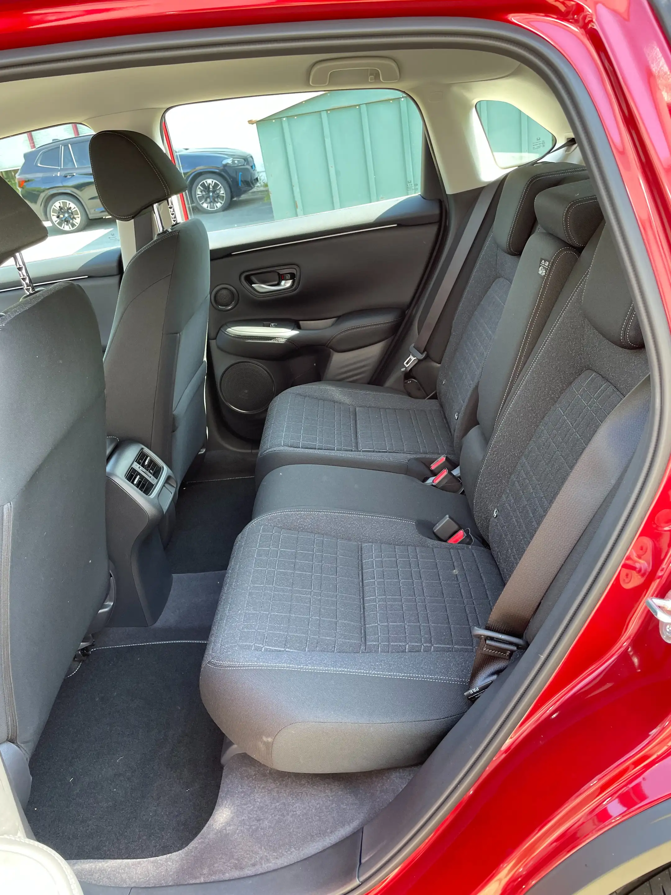 Honda ZR-V e:HEV 2.0 i-MMD Hybrid Elegance — photo 11