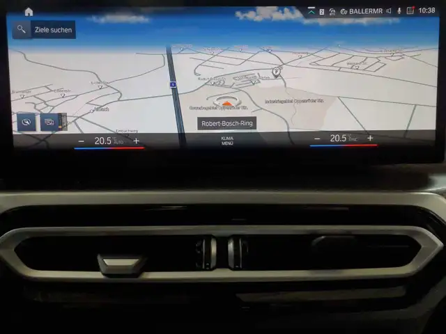 BMW 3 Series view 12