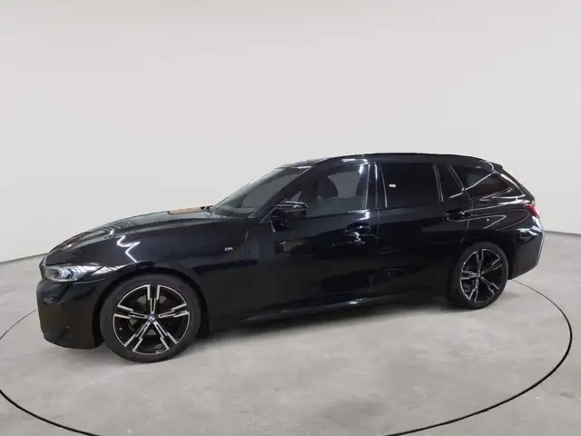 BMW 3 Series view 6
