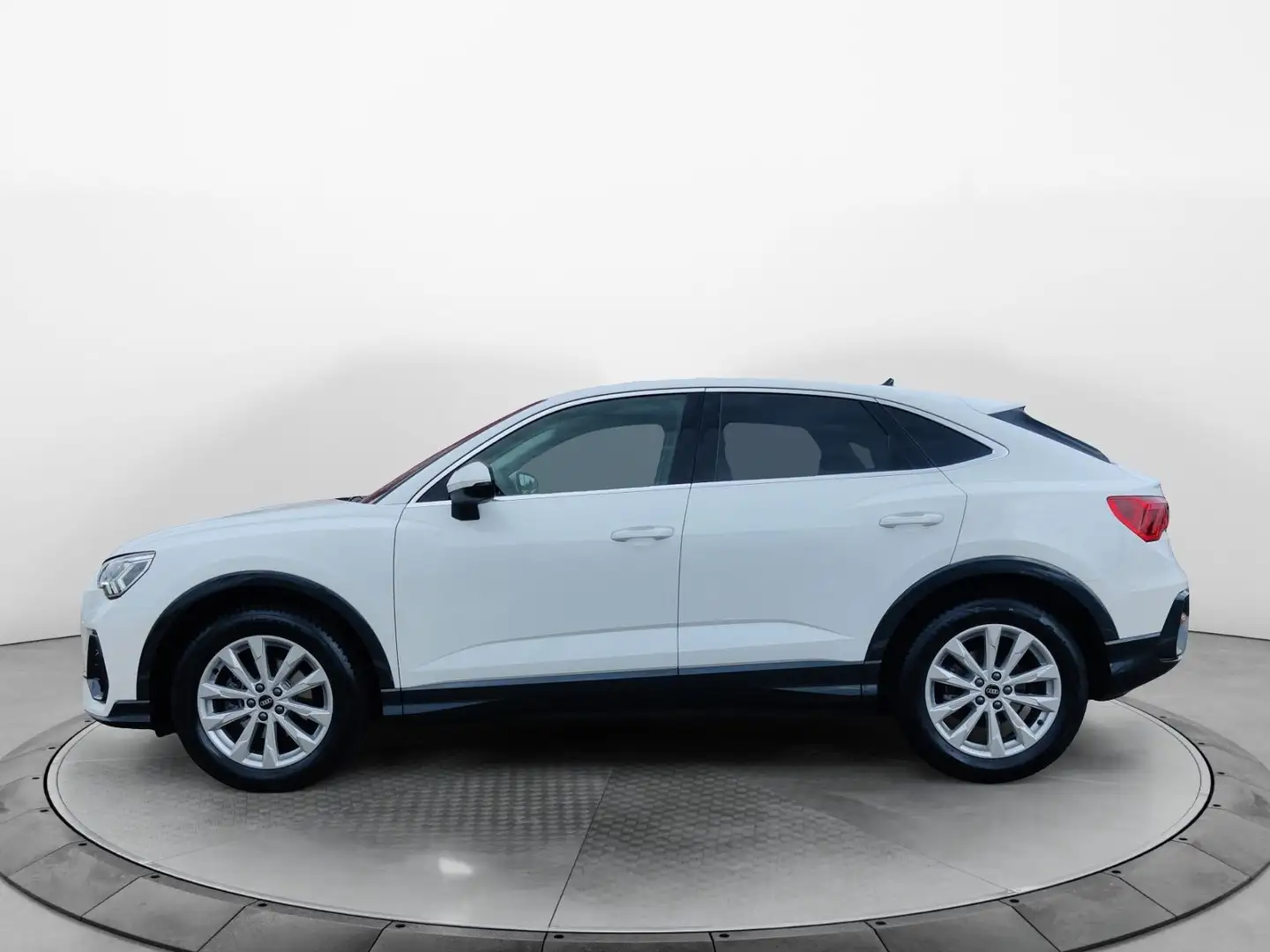 Audi Q3 35 TFSI S-Tronic, LED, AHK, ACC, Na Weiß - 2
