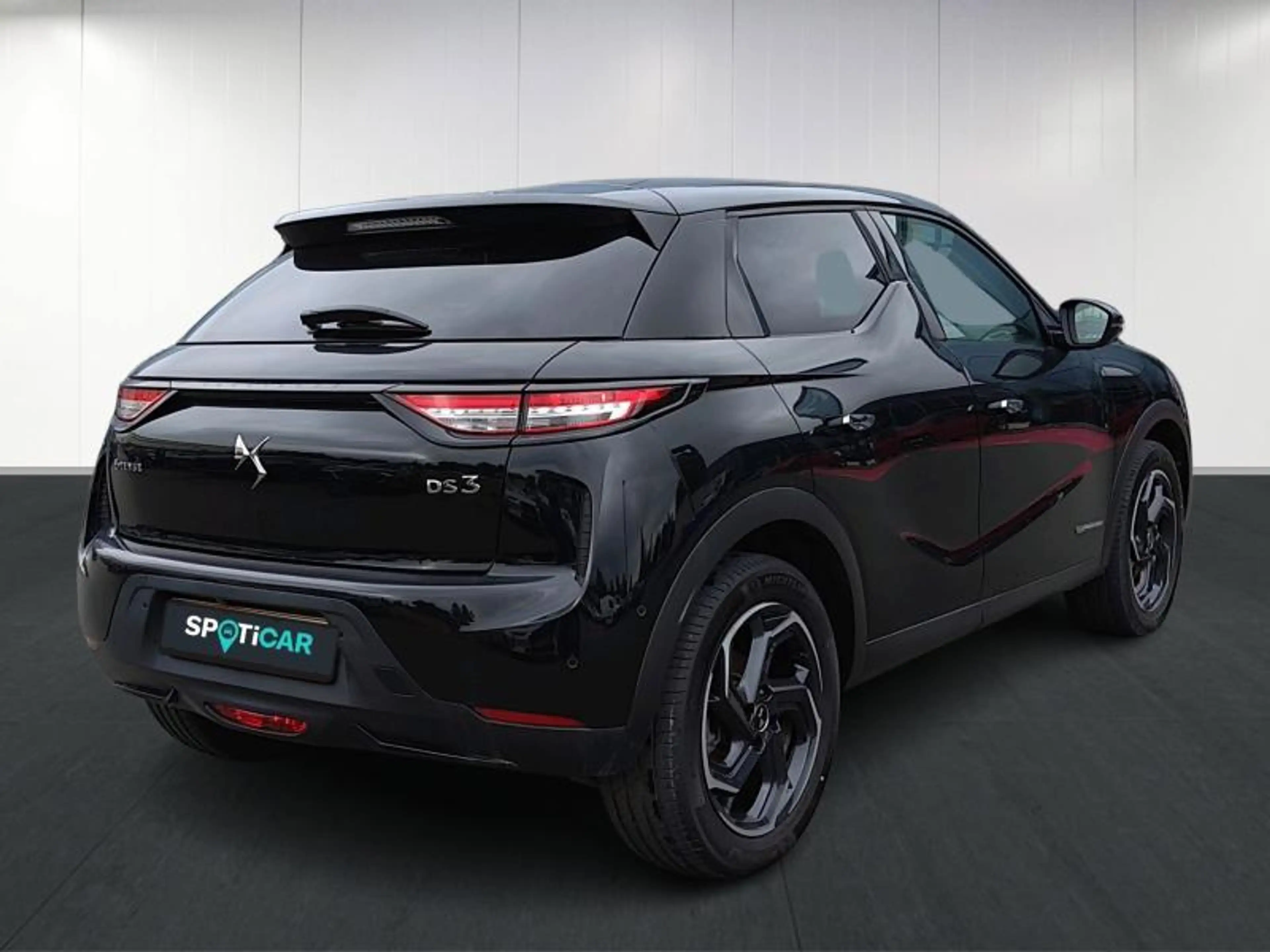 DS Automobiles DS 3 Crossback Toits de Paris E-Tense — photo 4