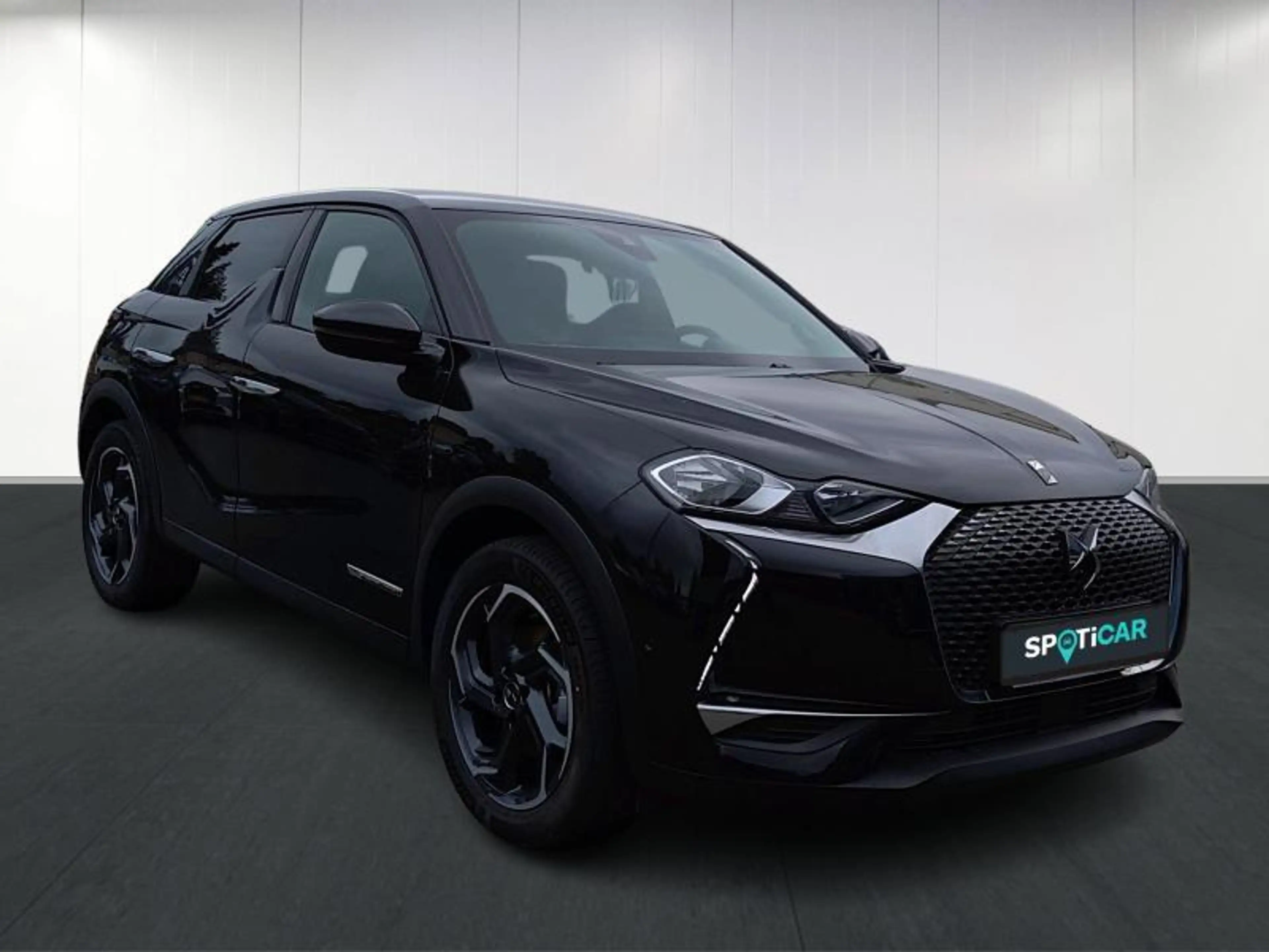 DS Automobiles DS 3 Crossback Toits de Paris E-Tense — photo 3