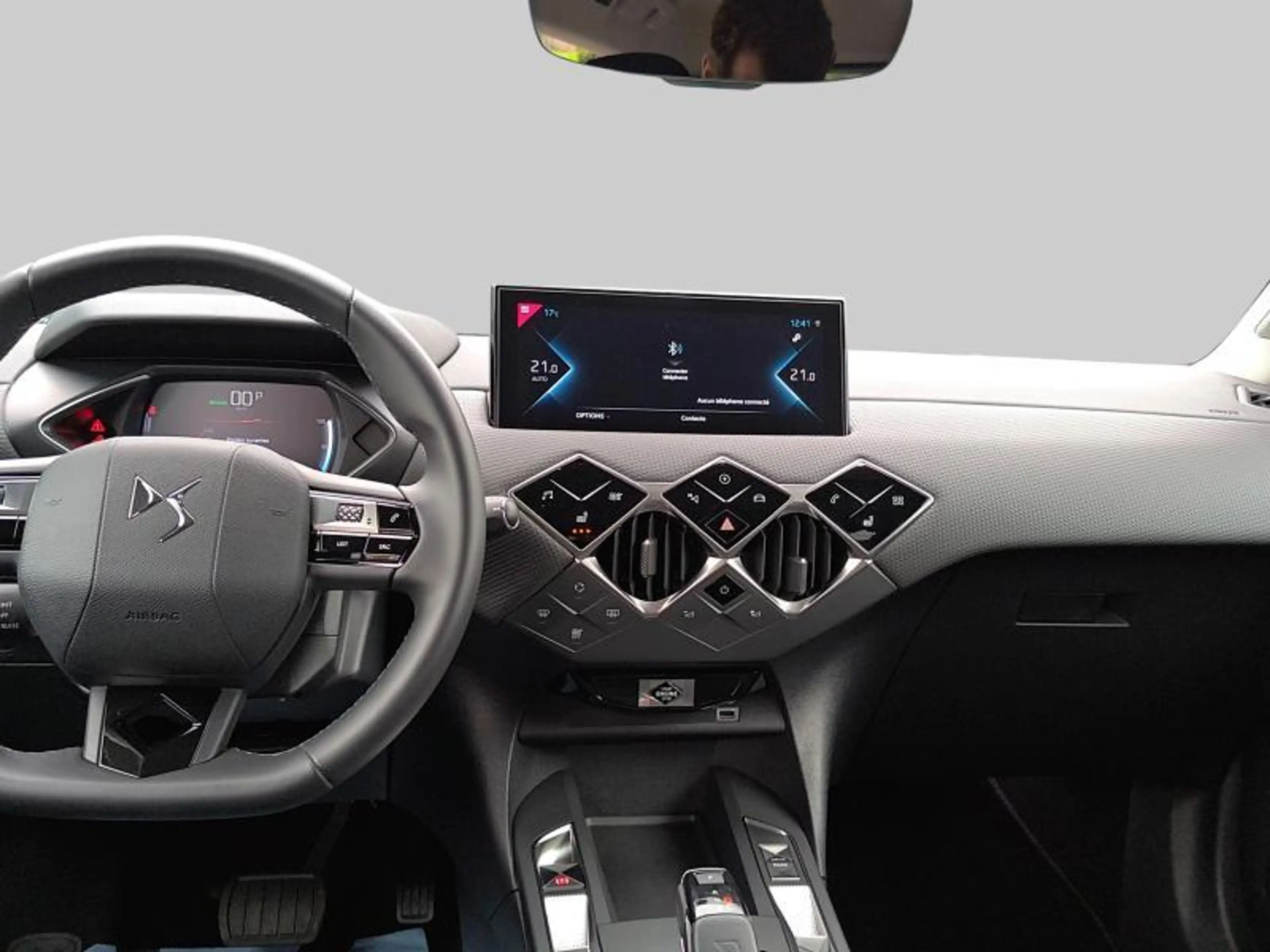 DS Automobiles DS 3 Crossback Toits de Paris E-Tense — photo 13