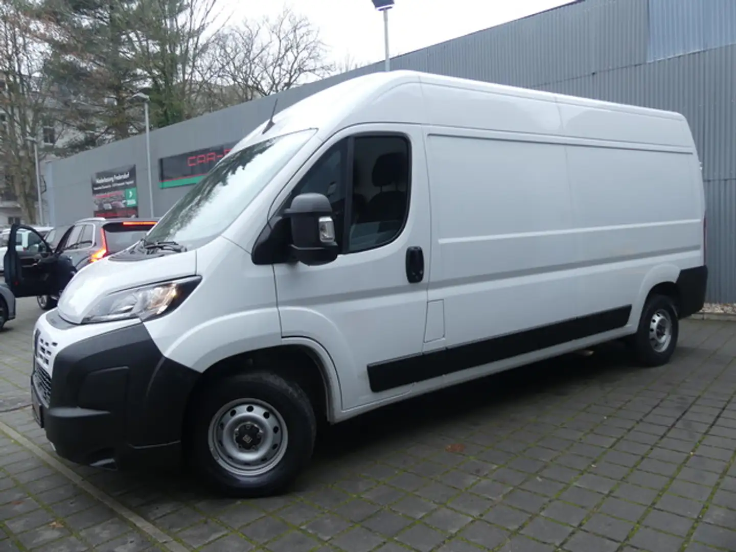 Fiat Ducato 35 L3H2 140 Multijet Hochdach ACC/KLIMAAUTO Weiß - 2