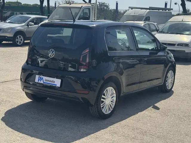 Volkswagen up! view 2