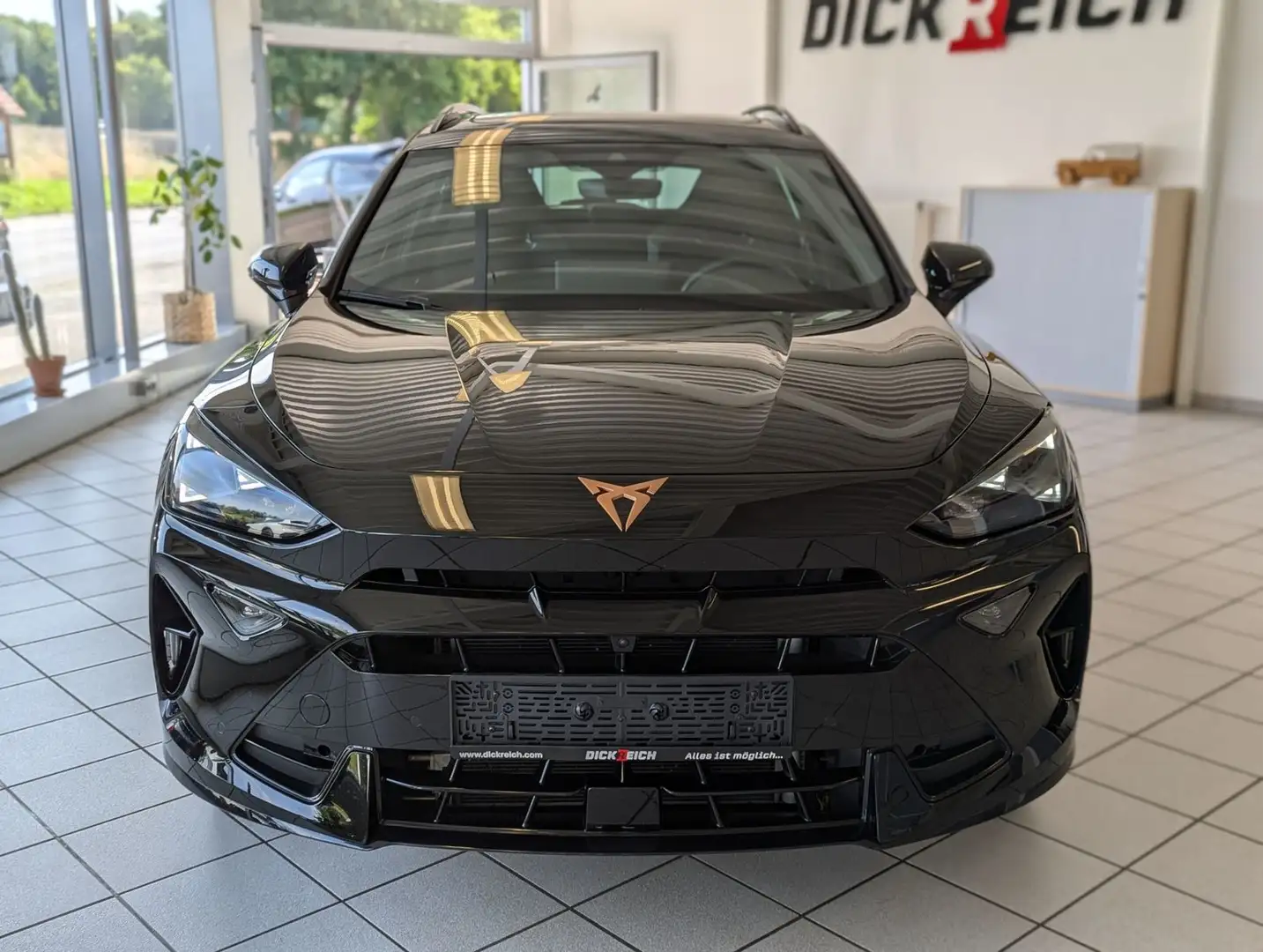 CUPRA Formentor 1.5 eTSI Pano Sennh. DCC Kamera Matrix Zwart - 2