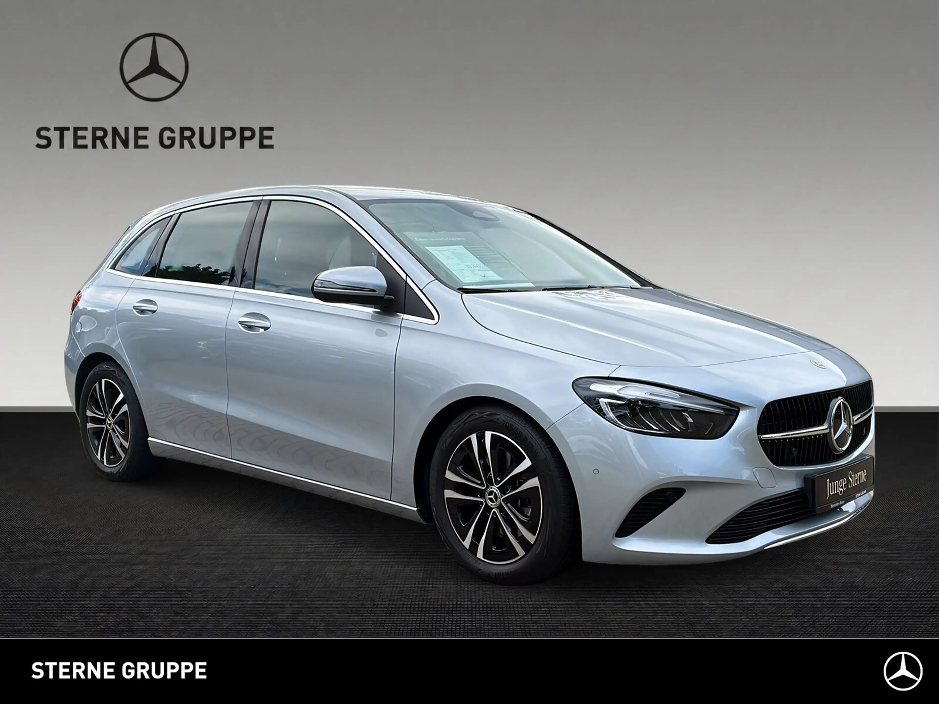 Mercedes-Benz B 220 B 220 4M Progressive Adv Top gepflegt! VorrDistr — photo 9