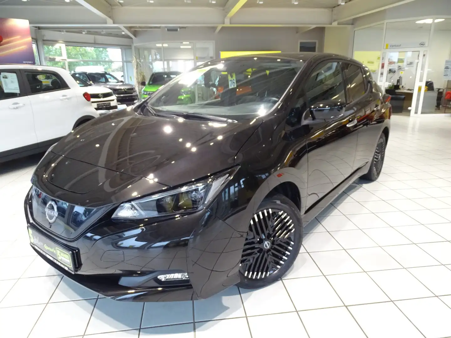 Nissan Leaf 62kWh e+ TEKNA Navigation, Klimaautomatik Negro - 2