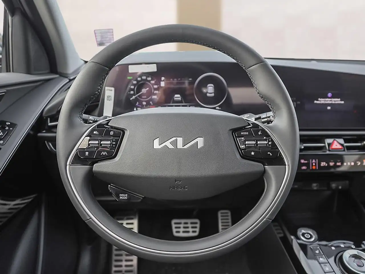 Kia Niro снимка Kia Niro