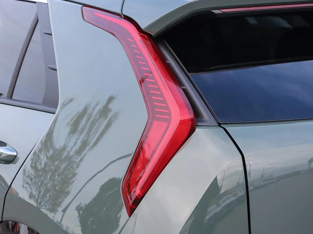 Kia Niro снимка Kia Niro