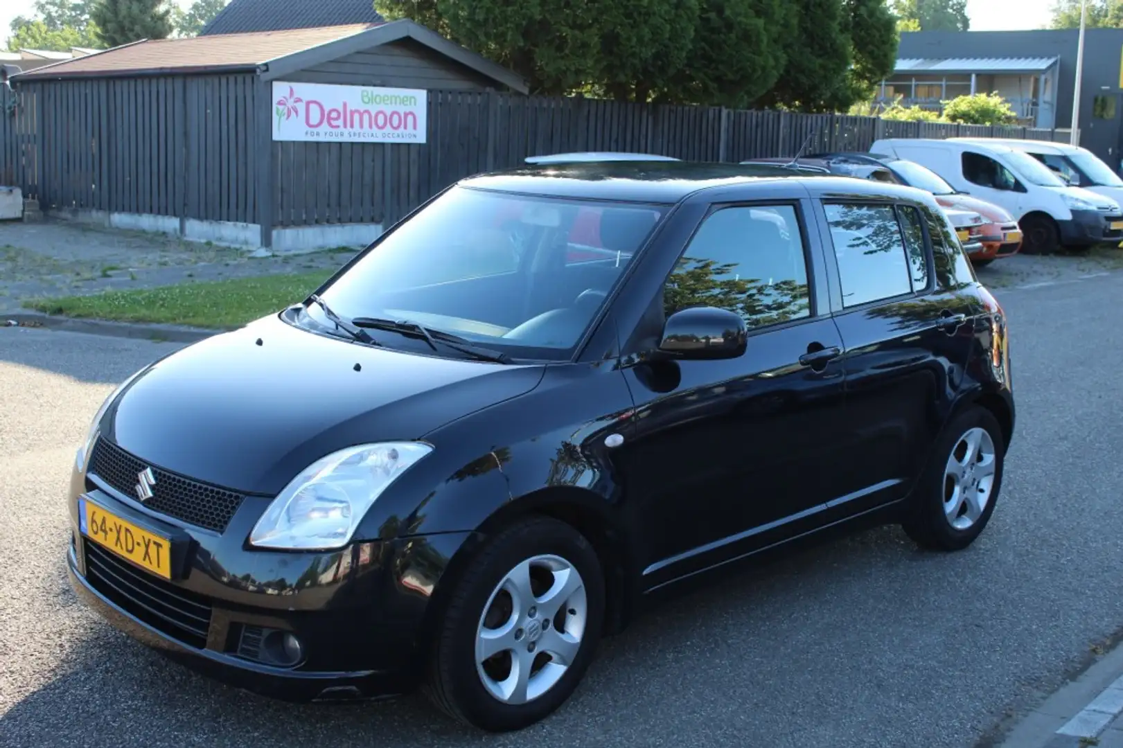 Suzuki Swift Suzuki Swift 1.3 Shogun Zwart - 1