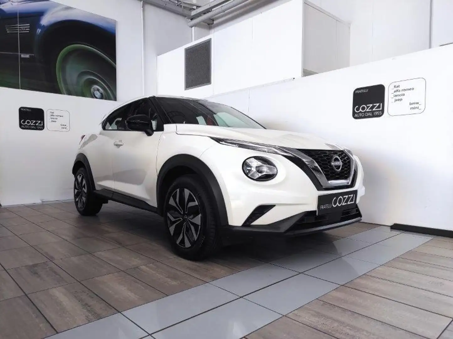 Nissan Juke 2ª serie - Juke 1.0 DIG-T 114 CV DCT Acenta Bianco - 1