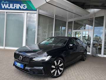 Ultimate Dark Recharge Plug-In Hybrid AWD