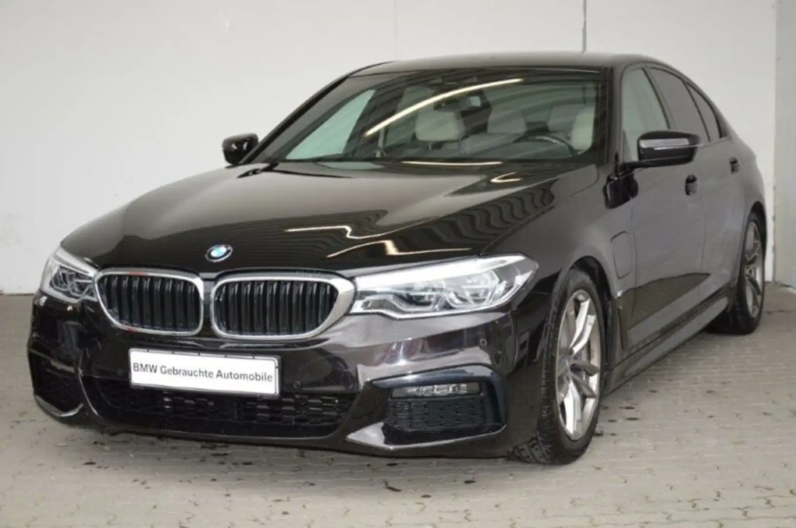 BMW 530 e iPerf. Lim. M Sport LiveCock.HUD.LED.Parkas Brun - 1