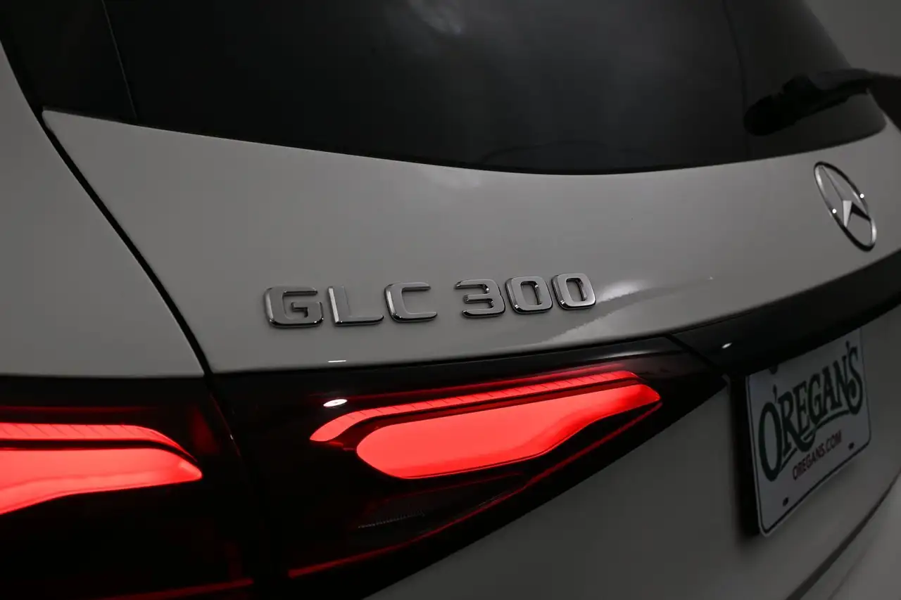 Mercedes-Benz GLC снимка Mercedes-Benz GLC