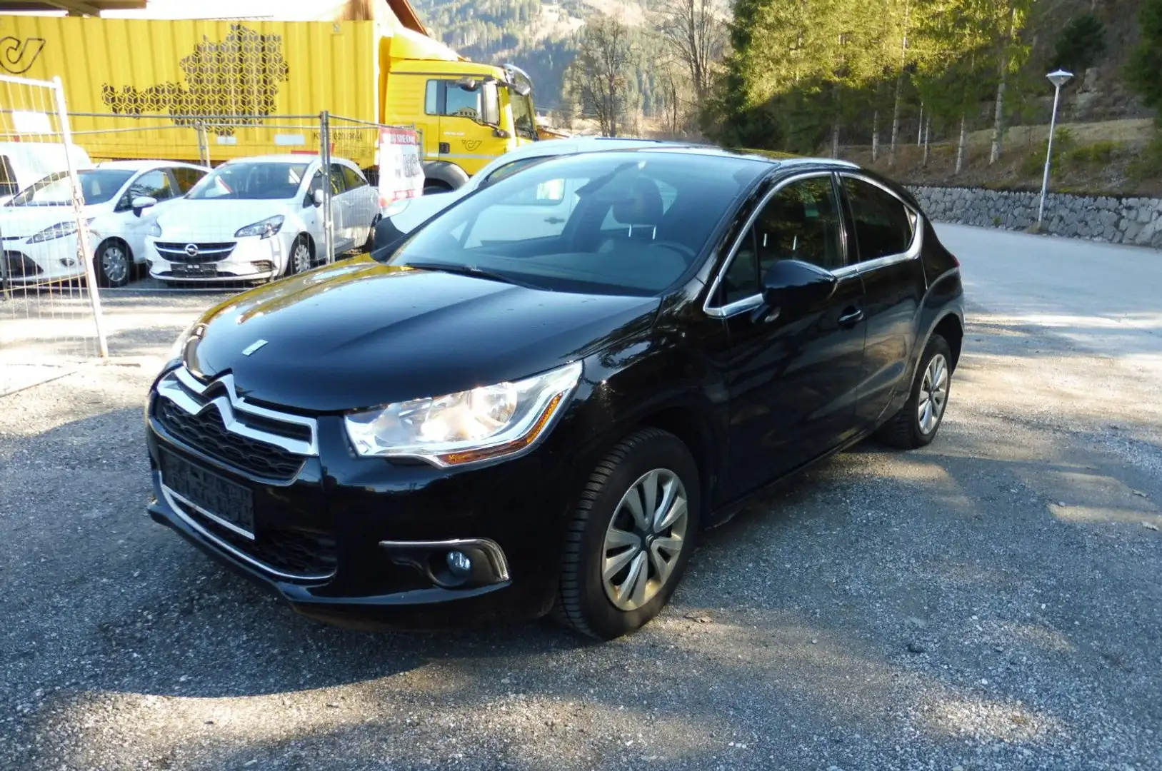 Citroen DS4 SoChic Schwarz - 1