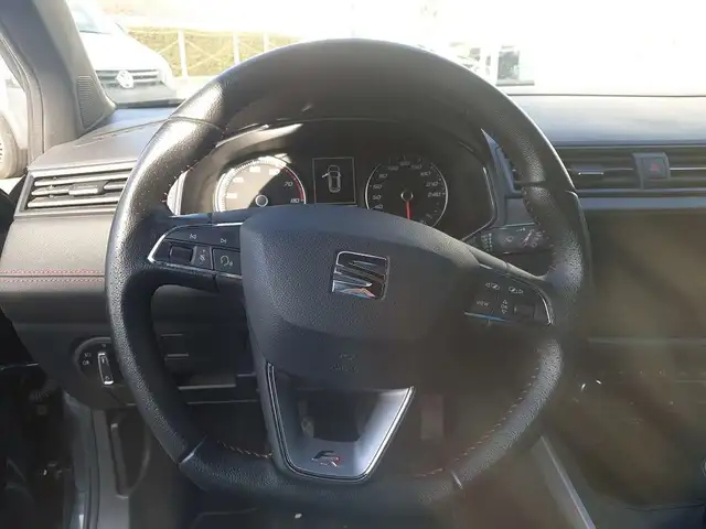SEAT Arona view 13