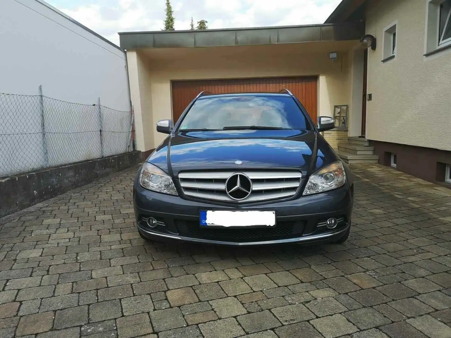 Mercedes-Benz C 230 T Avantgarde Gris - 1