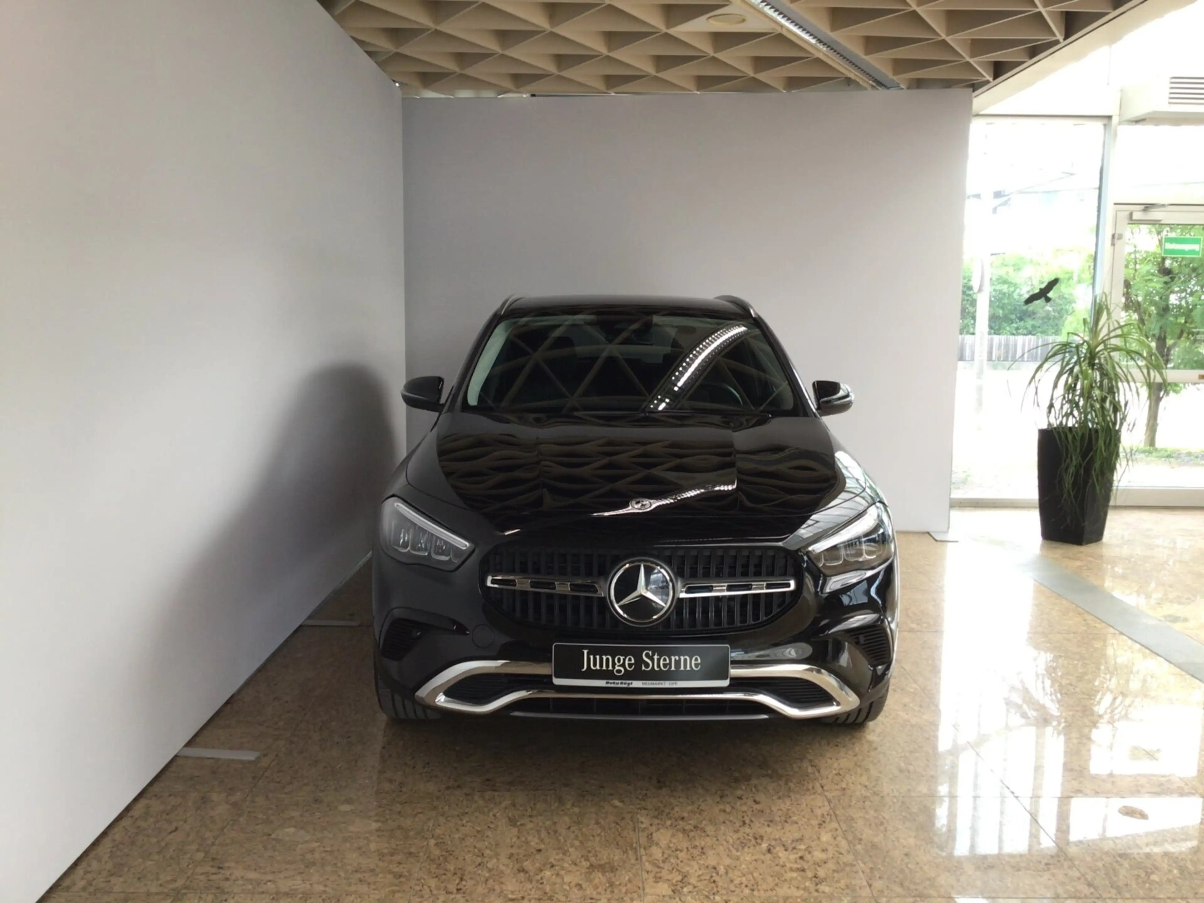 Mercedes-Benz GLA 250 GLA 250 e / Fahrass.P./AHK/ Verkehrsz.Ass/Totw.Ass Progressive Line — photo 3