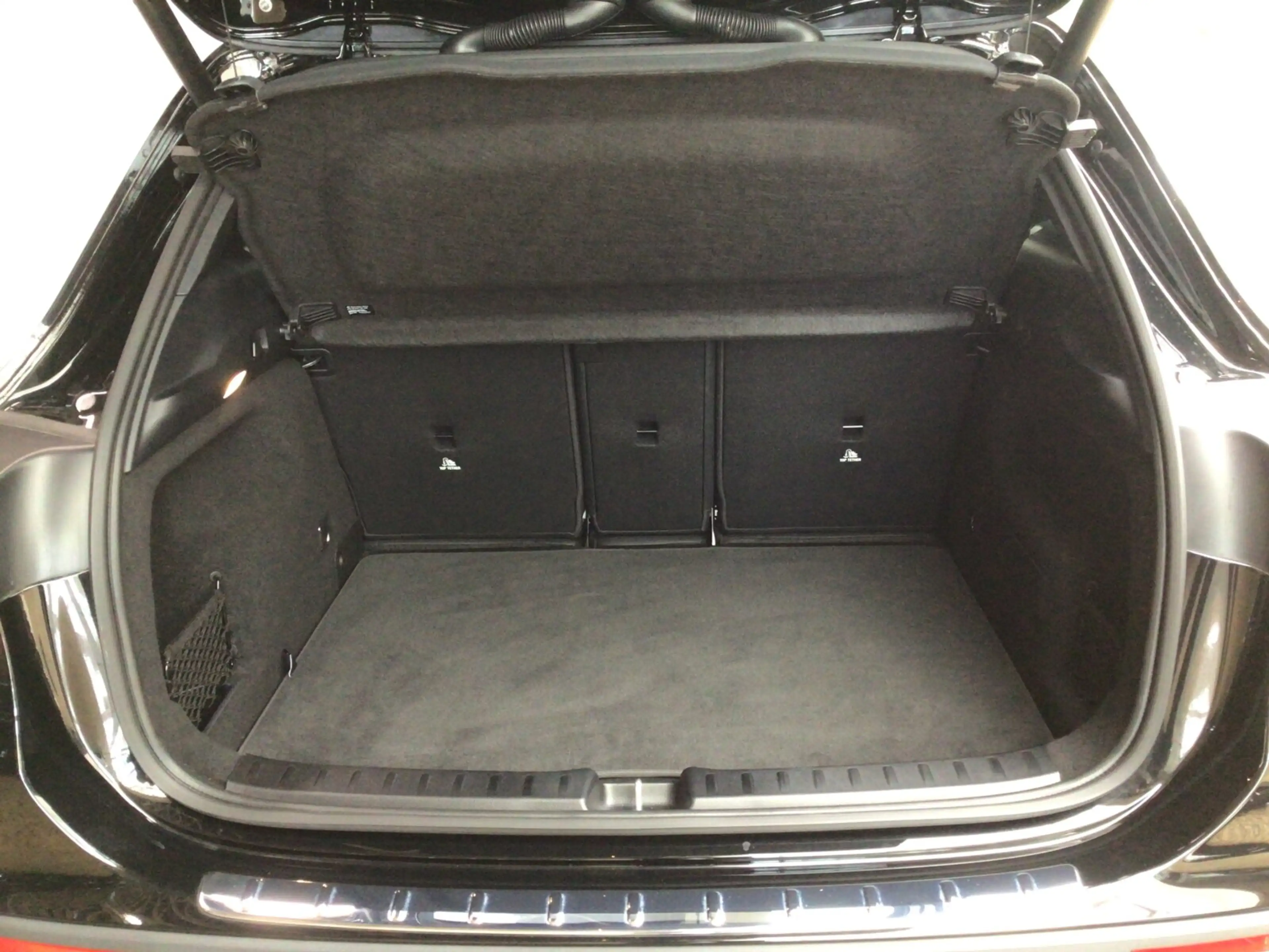 Mercedes-Benz GLA 250 GLA 250 e / Fahrass.P./AHK/ Verkehrsz.Ass/Totw.Ass Progressive Line — photo 14