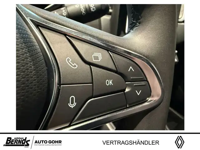 Renault Captur view 14