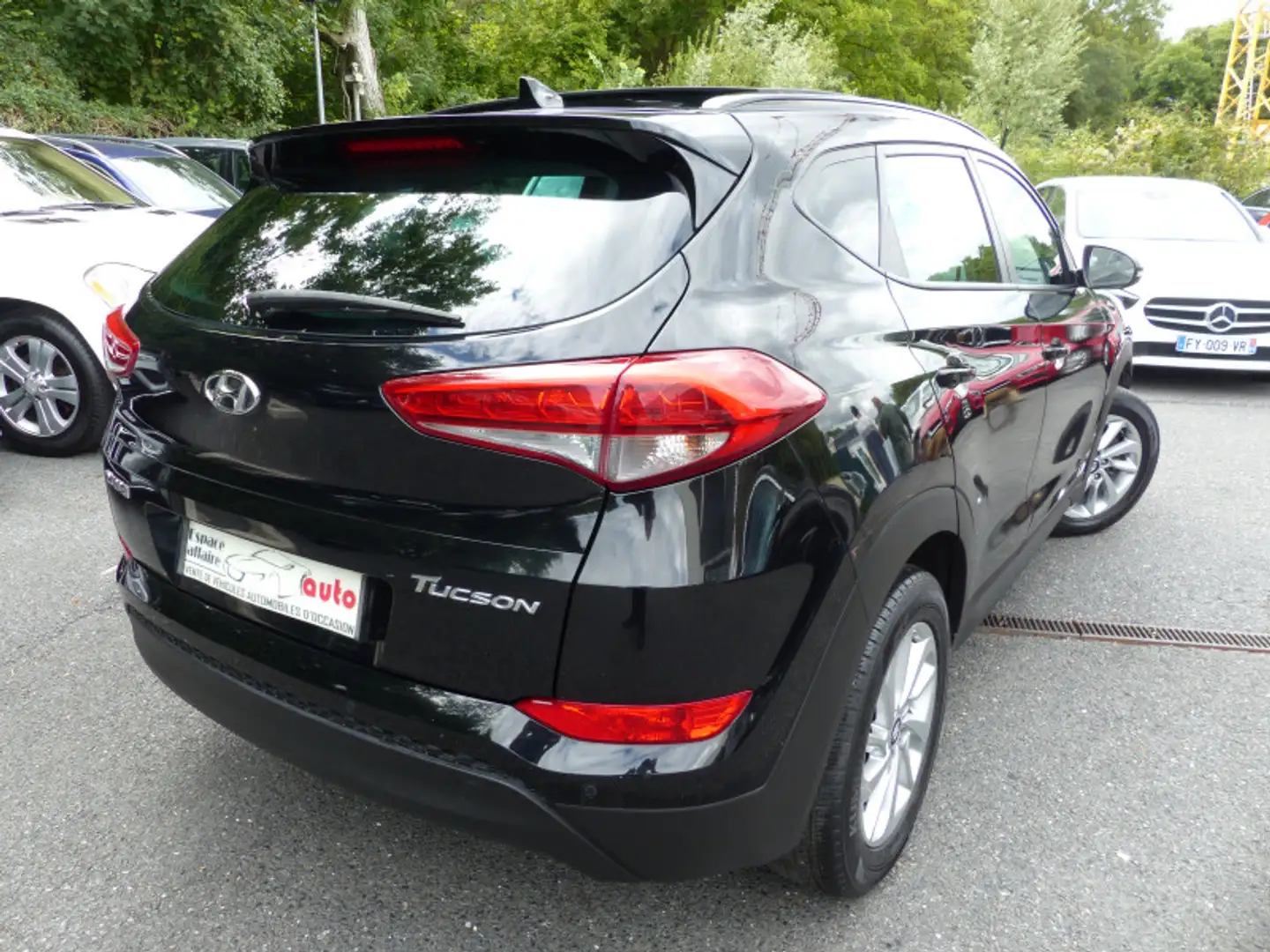 Hyundai TUCSON 1.7 CRDI 115CH CREATIVE 2WD Zwart - 1