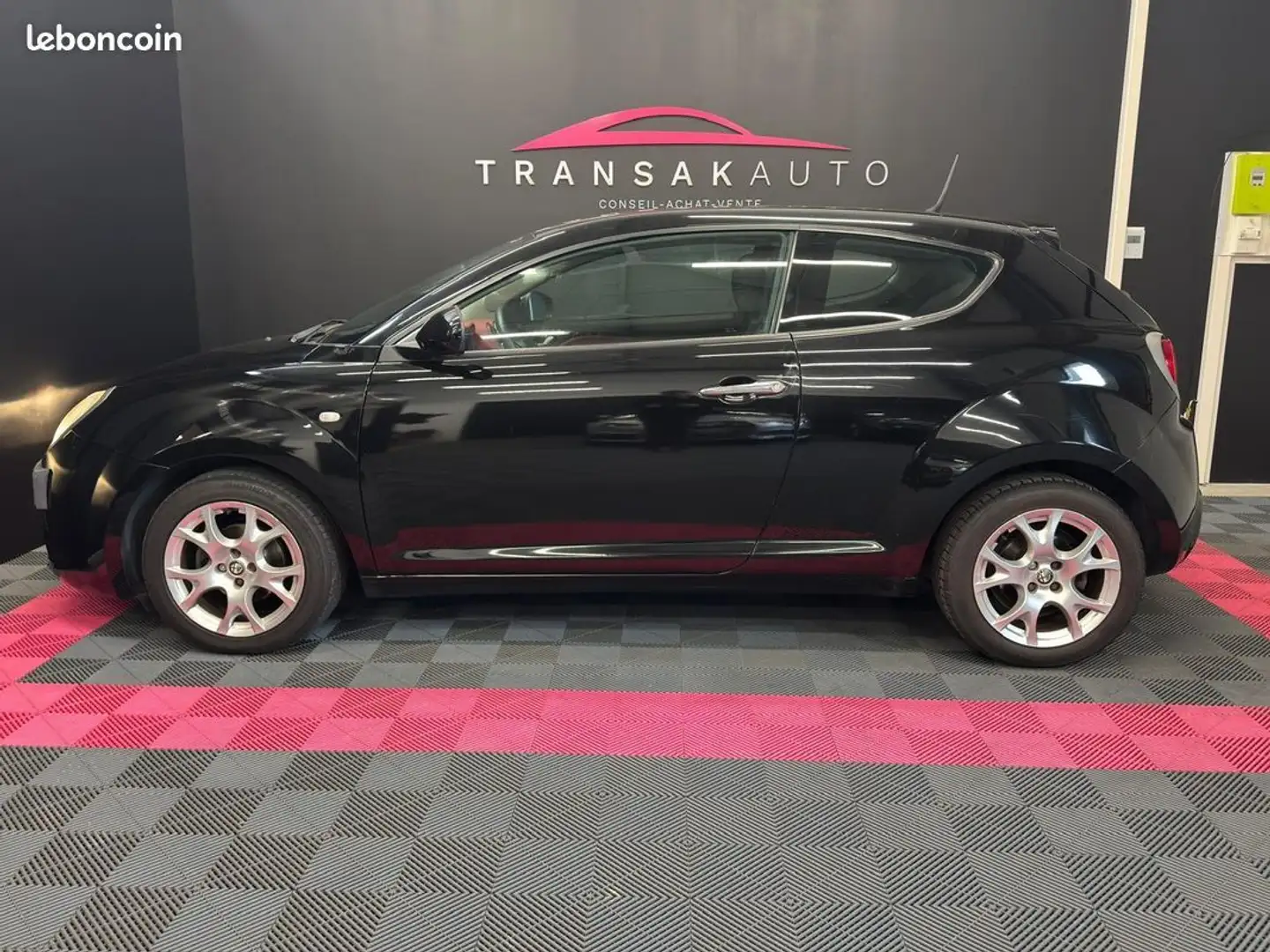 Alfa Romeo MiTo 1.4 MPI 78ch Junior SECONDE MAIN RÉVISION À JOUR Noir - 2