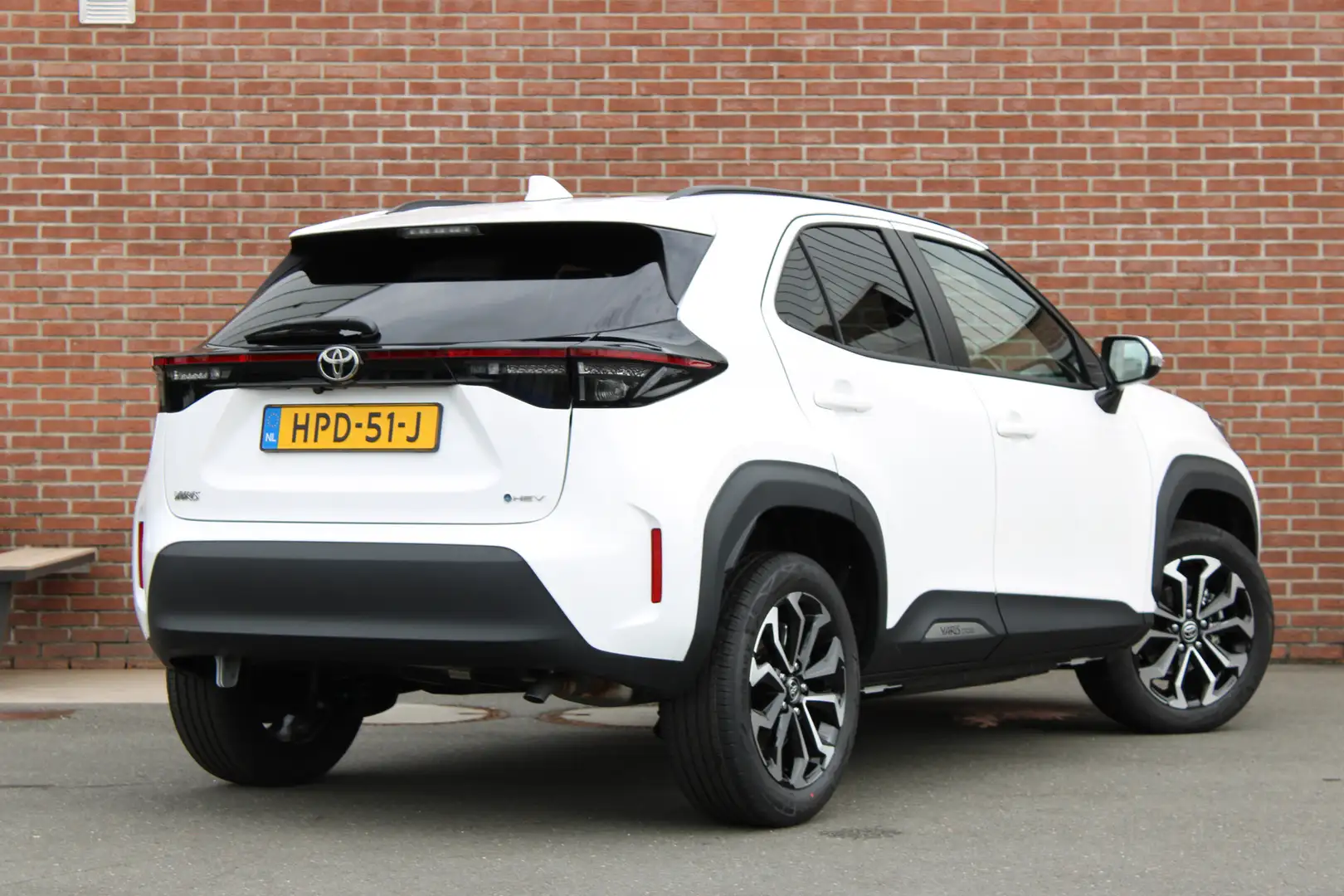 Toyota Yaris Cross 1.5 Hybrid 130PK Team Player APPCONNECT|CAMERA|ACC Blanc - 2