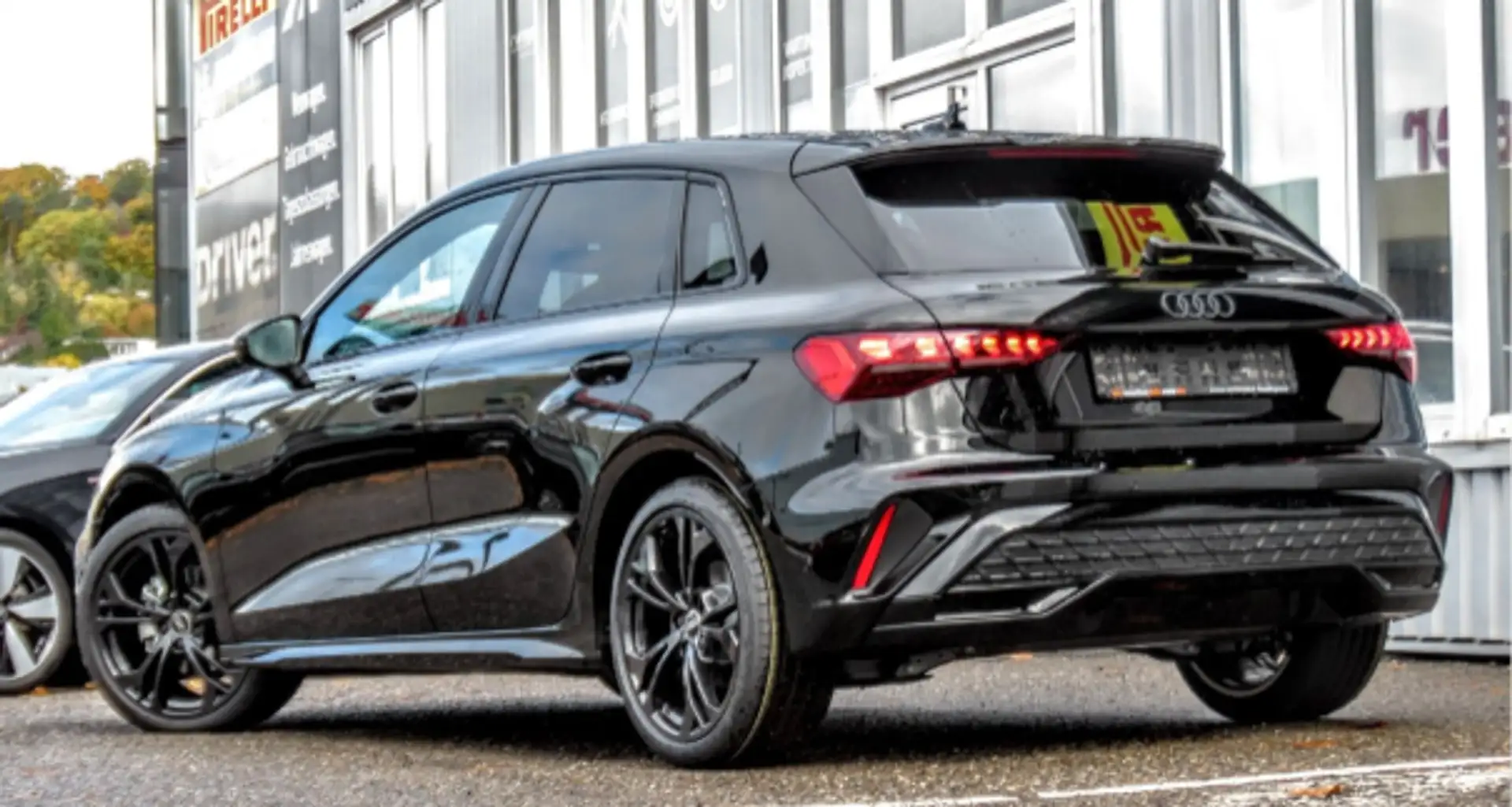 Audi A3 SPB 35 TDI S tronic S line edition Zwart - 2