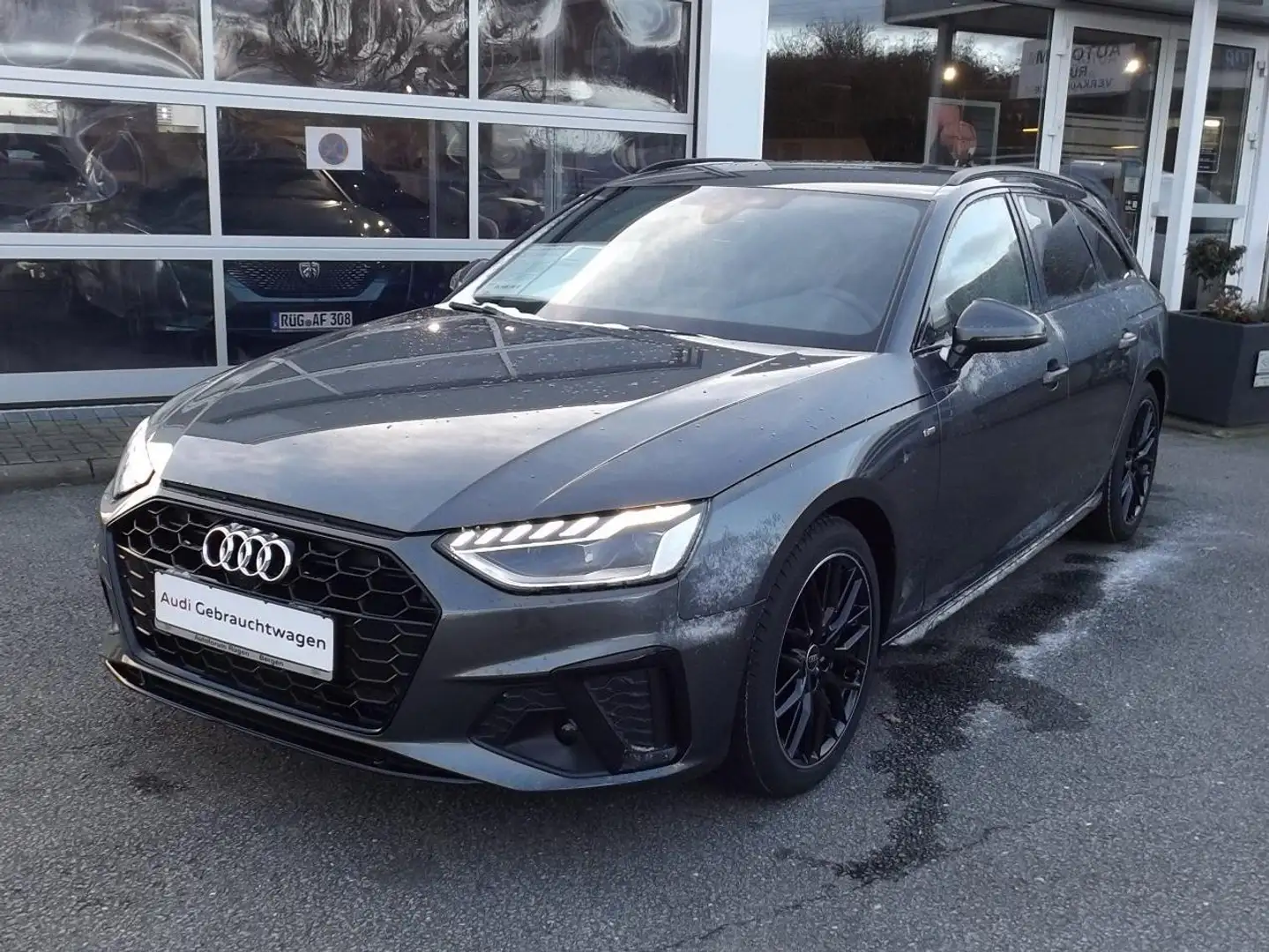 Audi A4 40 TFSI S line Grau - 2