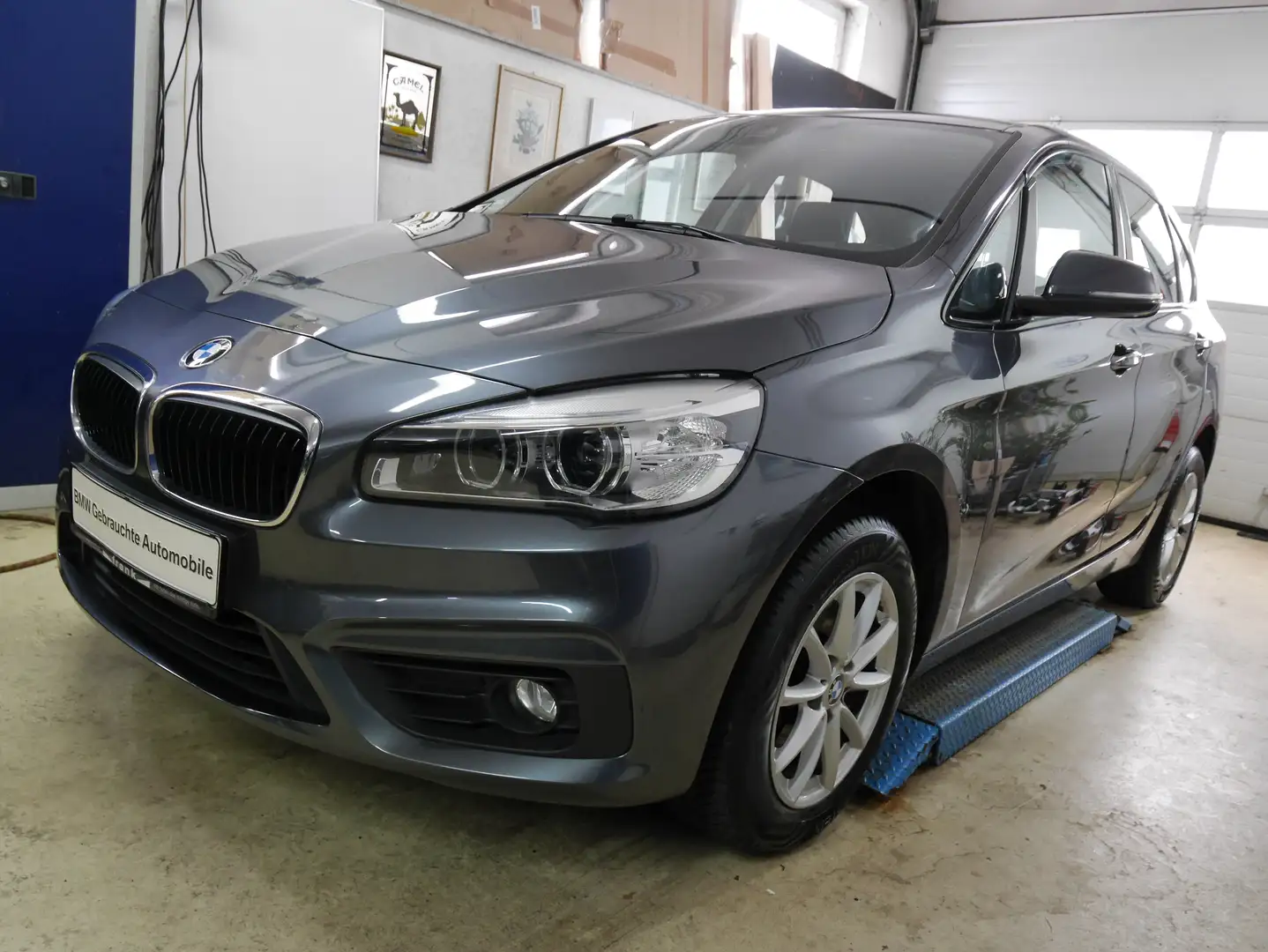 BMW 218 Active Tourer,LED,Sportsitze,1 J.GARANTIE Grau - 1