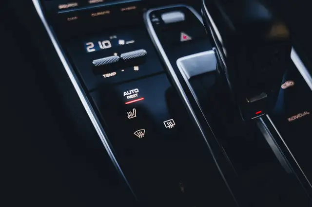 Porsche Panamera view 15