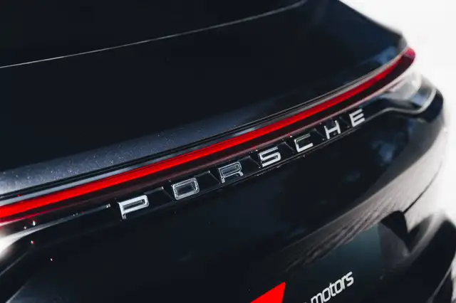 Porsche Panamera view 8