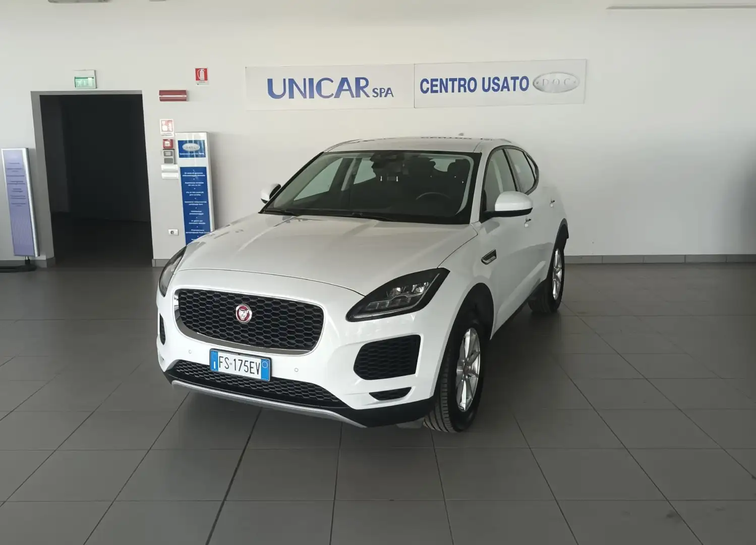 Jaguar E-Pace E-Pace 2.0d i4 fwd 150cv my19 Wit - 1