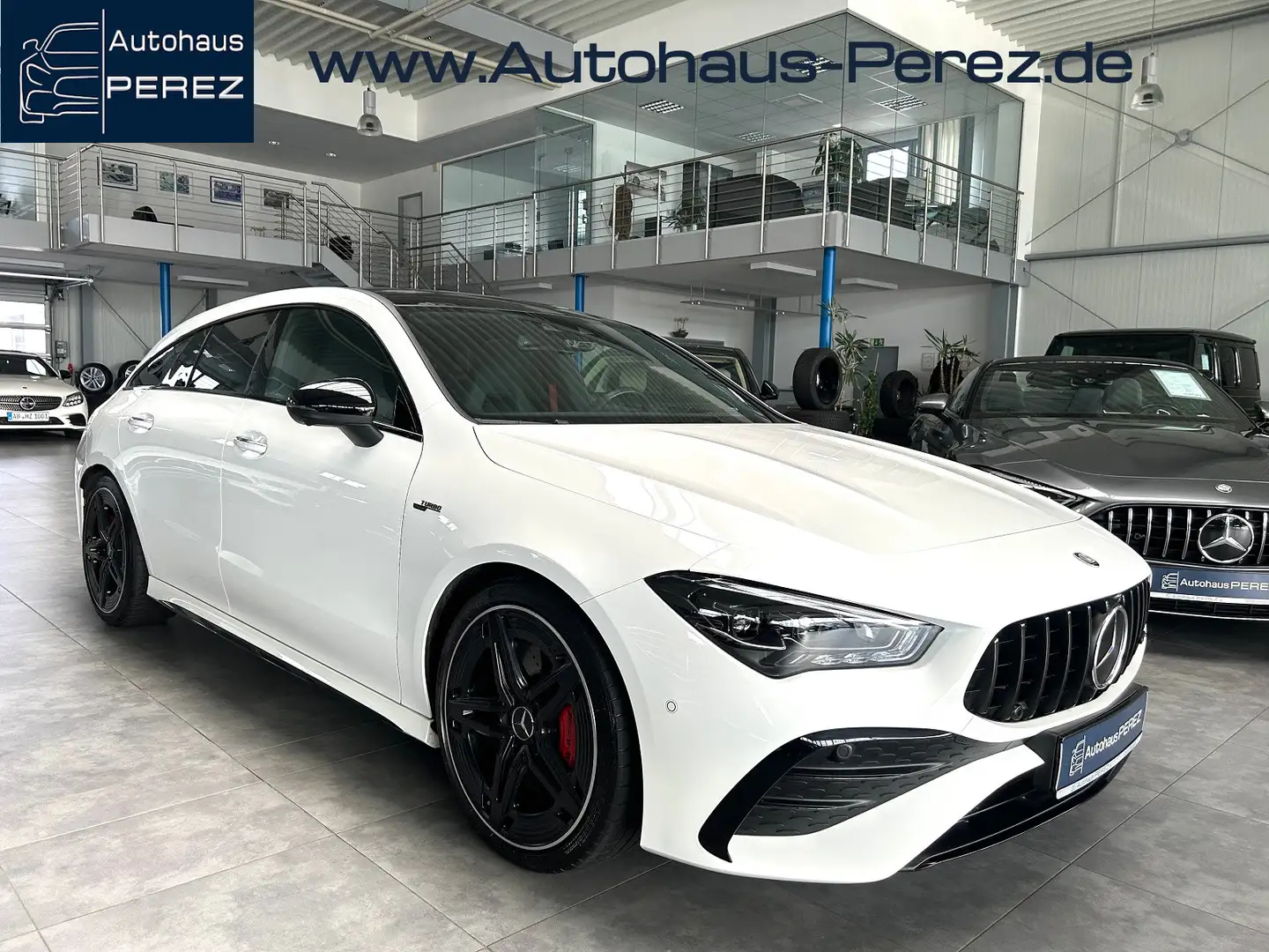 Mercedes-Benz CLA 35 AMG 4M PREMIUM PLUS- NIGHT Fehér - 1