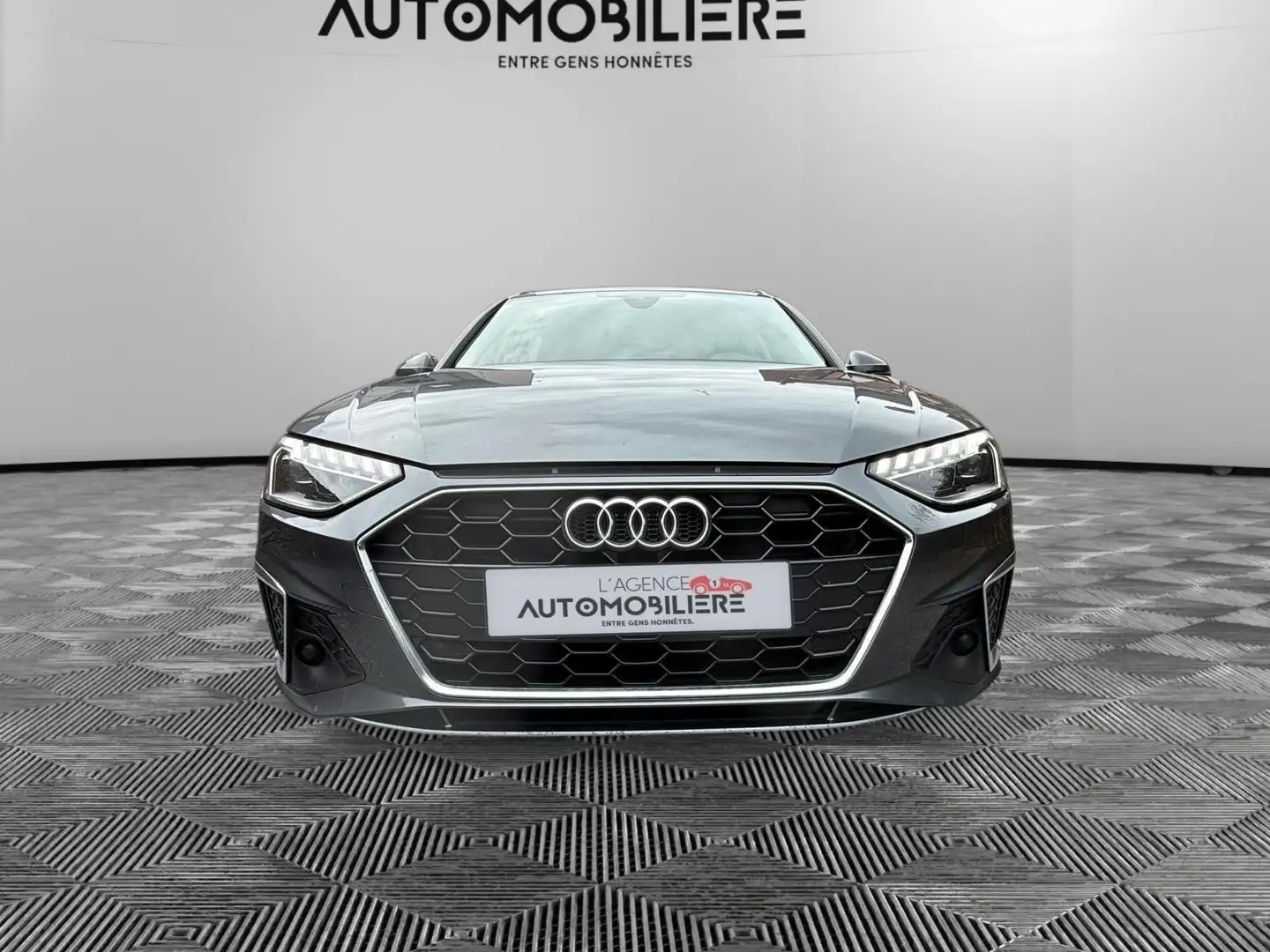 Audi A4 A4 Avant 30 TDi Business Edition S line S tronic Gris - 2