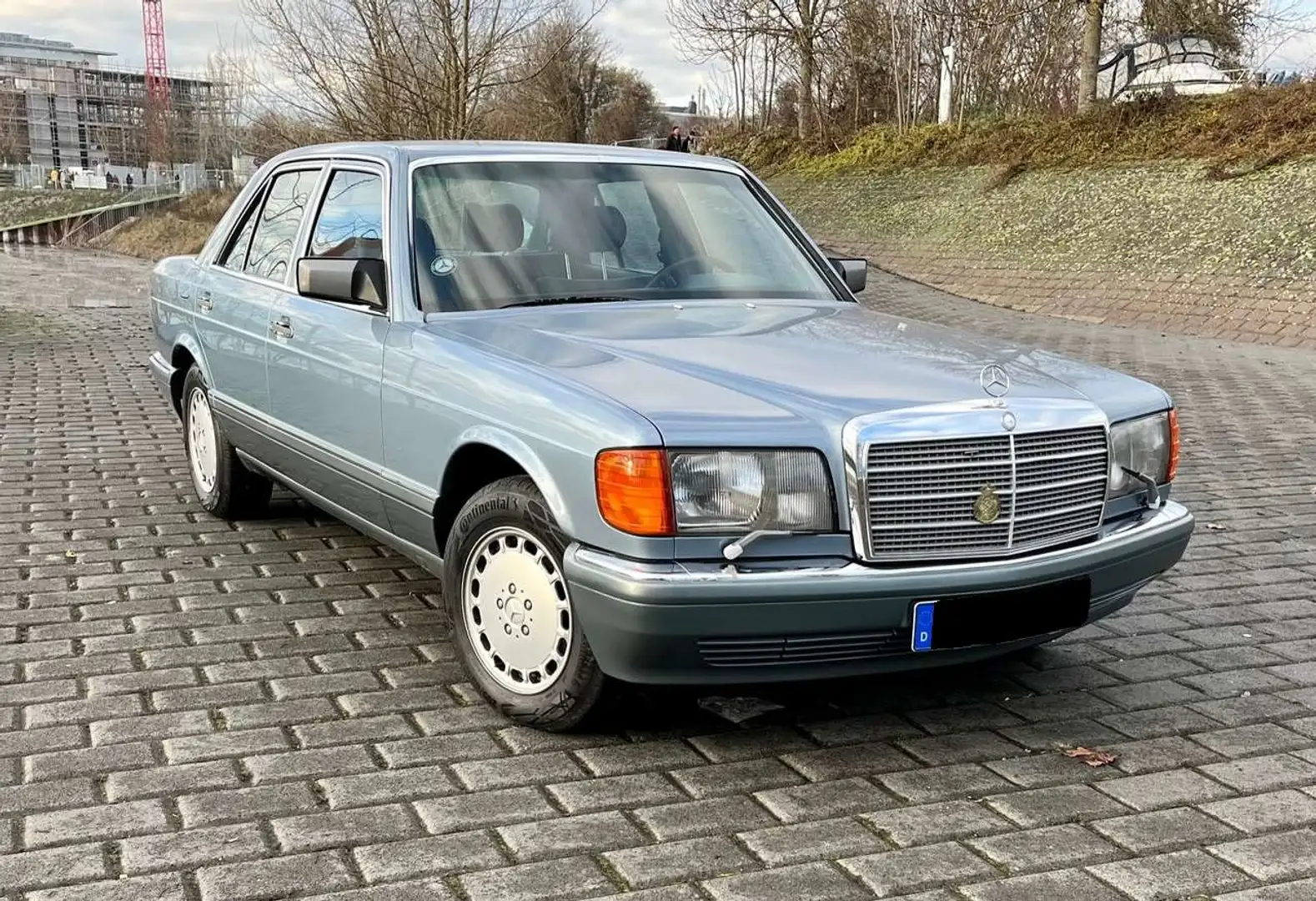 Mercedes-Benz S 420 420 SE Modrá - 1