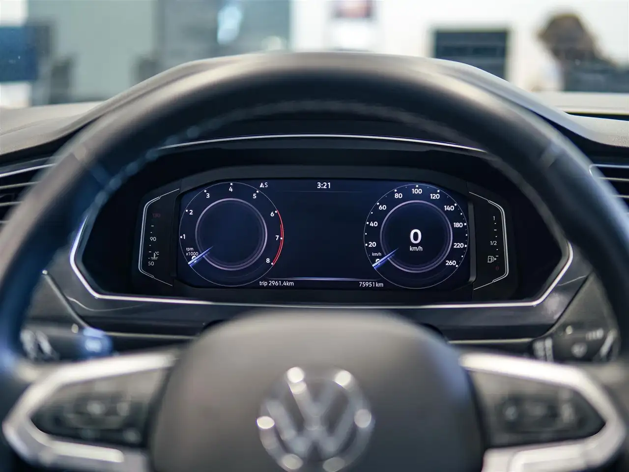 Volkswagen Tiguan снимка Volkswagen Tiguan