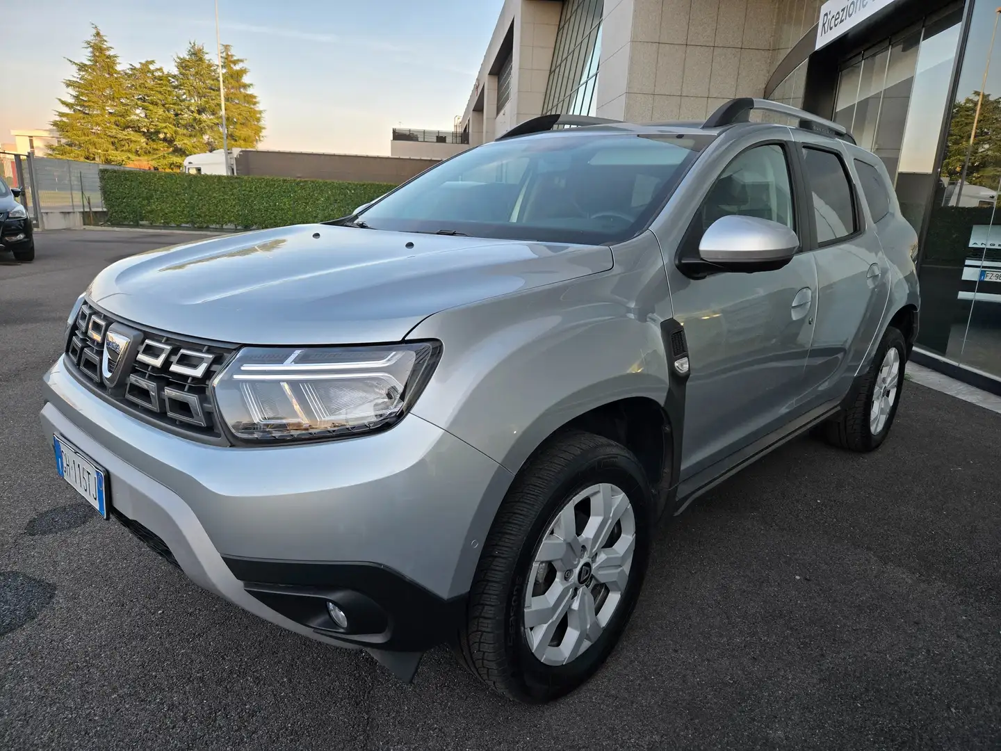 Dacia Duster Duster II 2021 1.0 tce Comfort Gpl 4x2 100cv Argent - 1