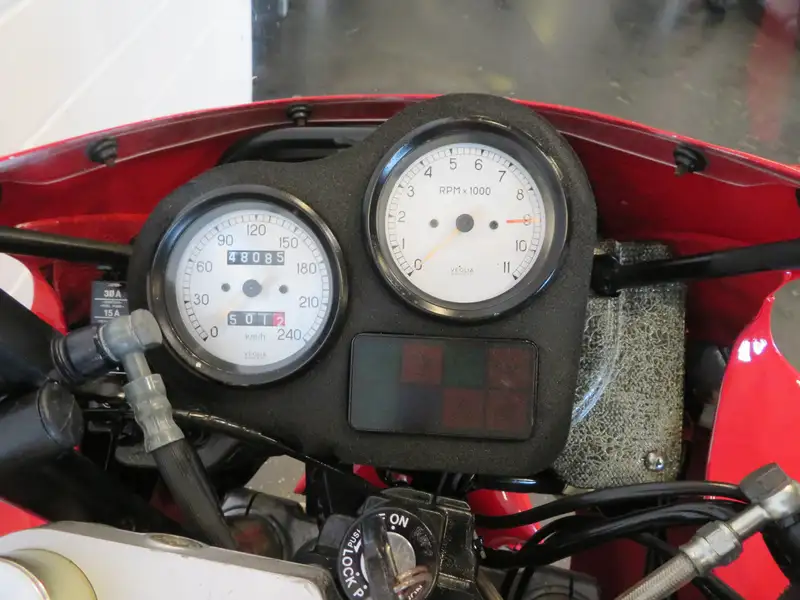 Ducati 750 SS - foto 6