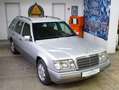 Mercedes-Benz E 220 W124 S124 aus 1. Hand und Scheckheft gepflegt Silber - thumbnail 1