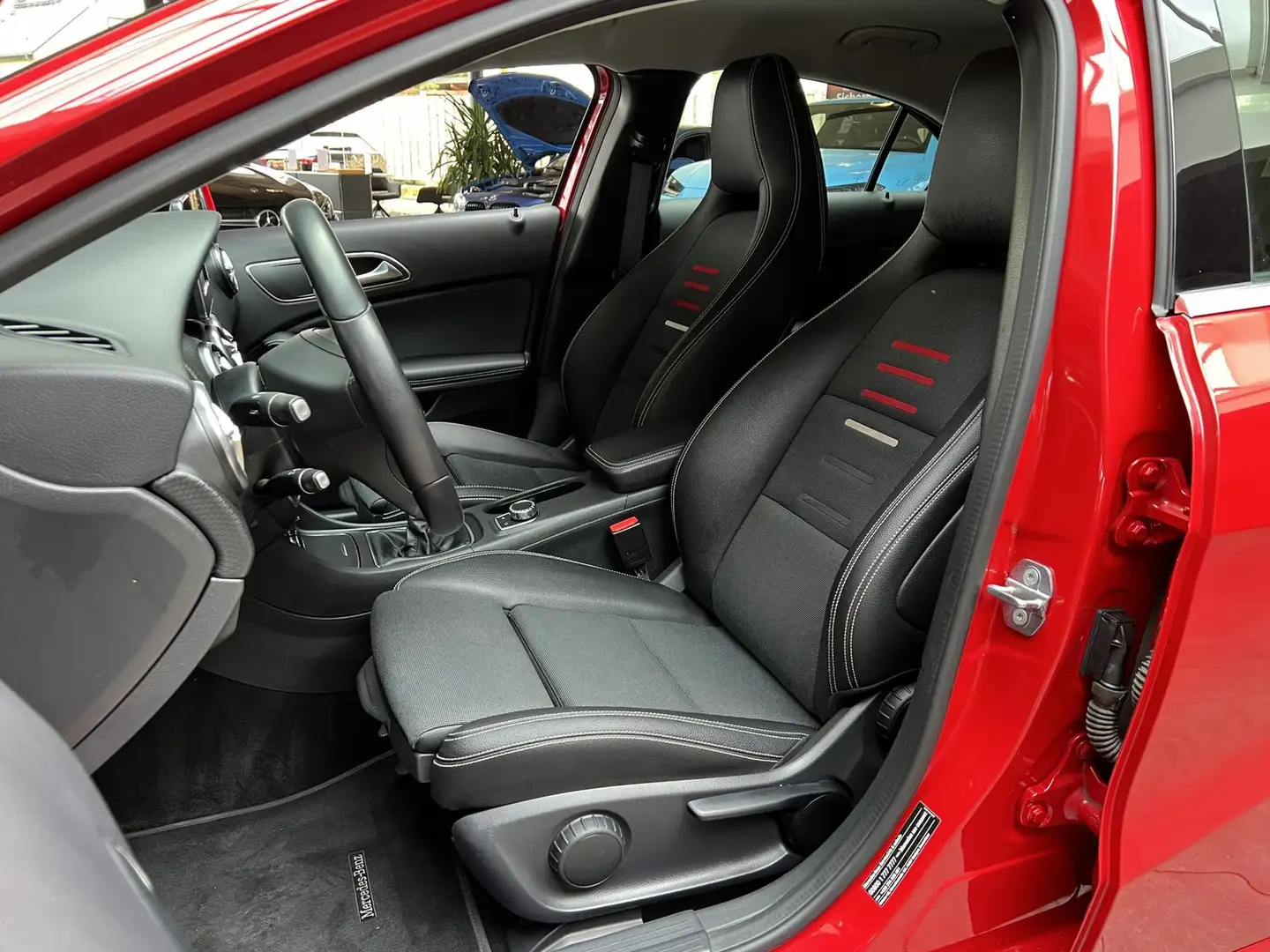 Mercedes-Benz A 180 A A 180 CDIStyle T-LederPDC SHZ Rot - 2