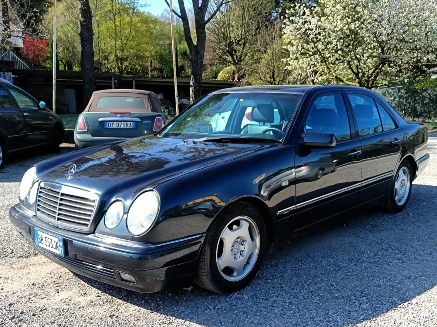 Mercedes-Benz E 200 K Avantgarde AUTOMATICA GPL Blu/Azzurro - 1