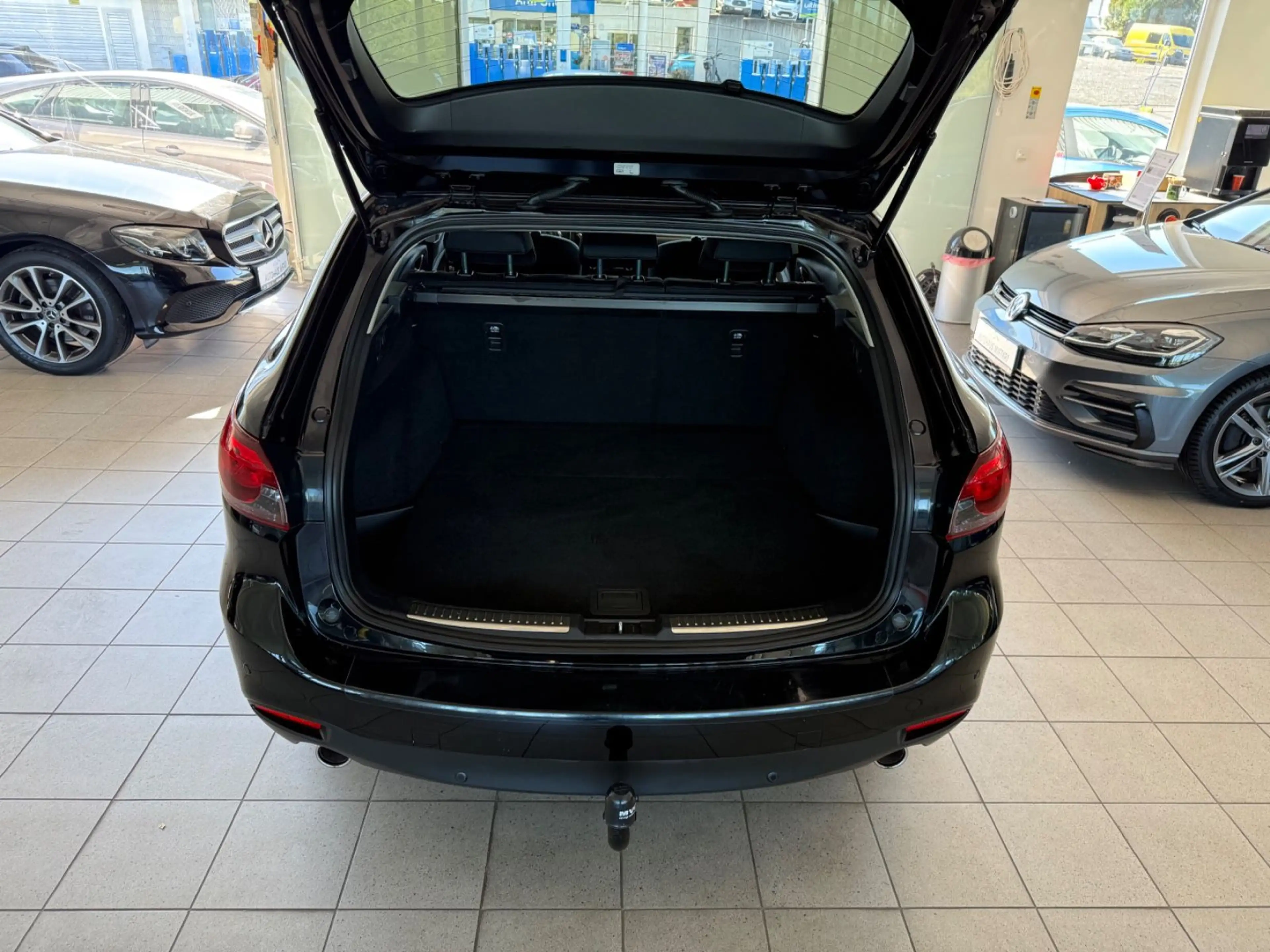 Mazda 6 Kombi 2.2 Sports-Line LED Kamera Bose Navi HUD — photo 8