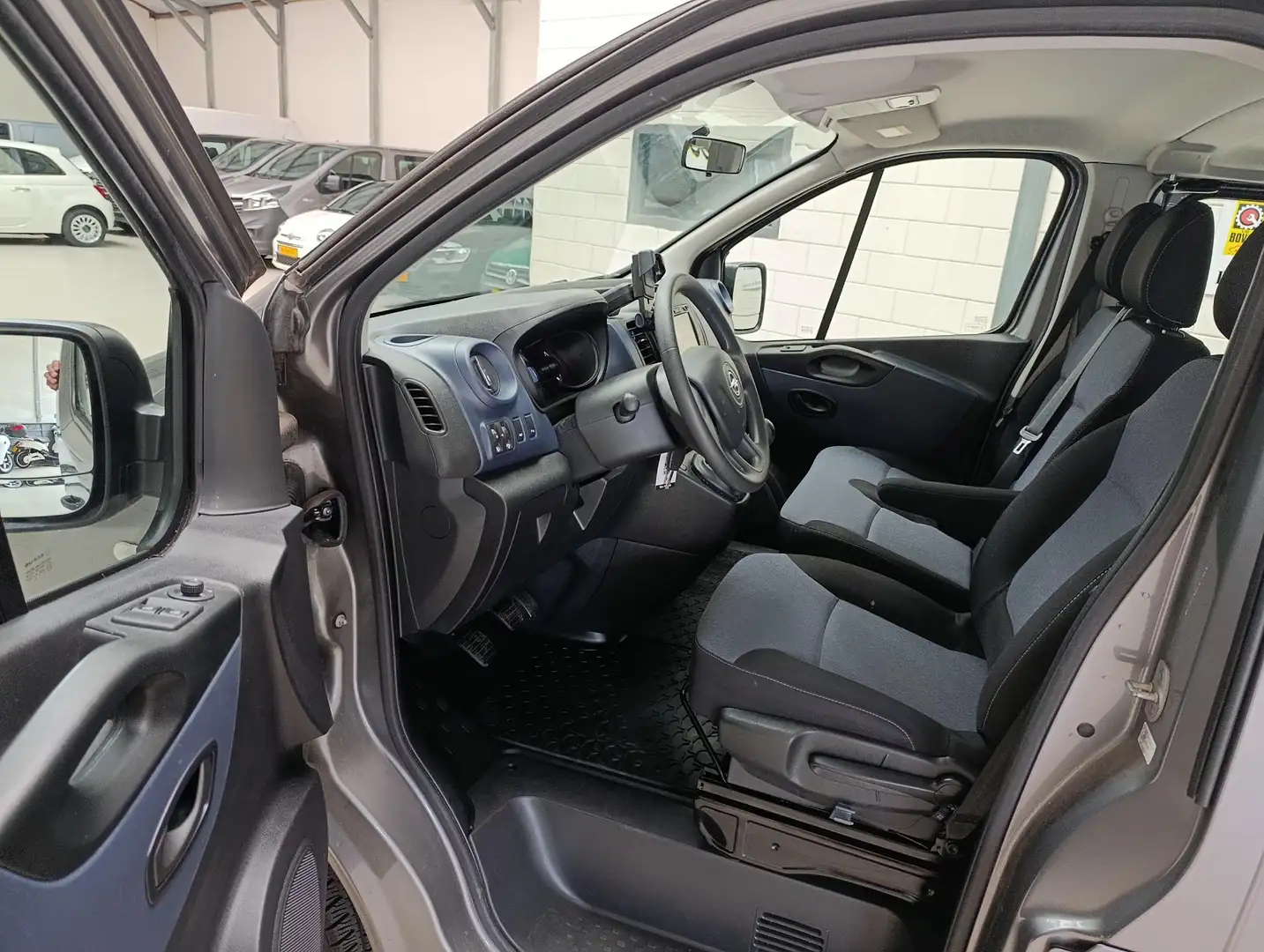 Opel Vivaro Combi 1.6 CDTI L1H1 ecoFLEX Innovation Grijs - 2