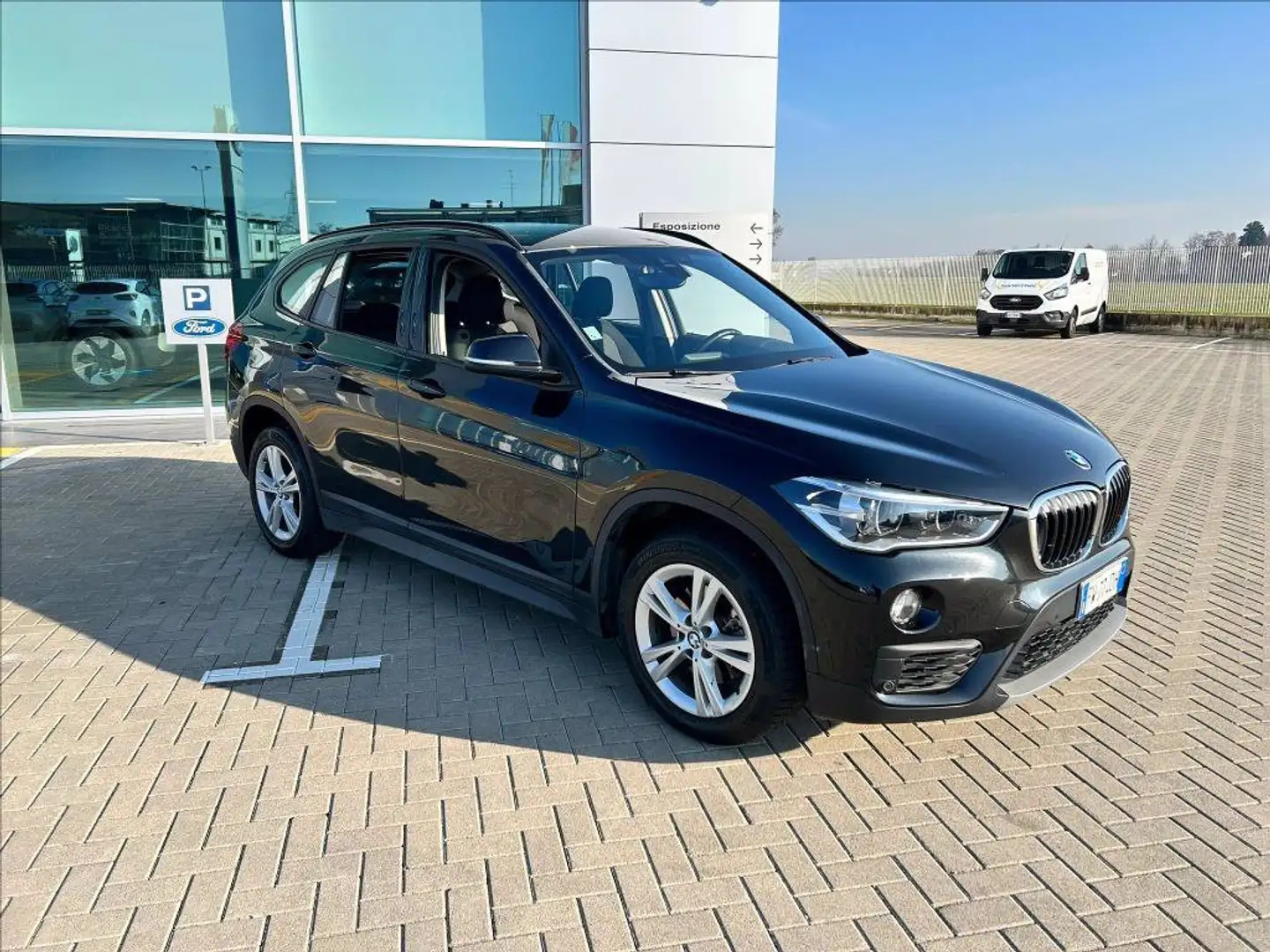 BMW X1 sdrive18i 140cv auto 7m Nero - 1