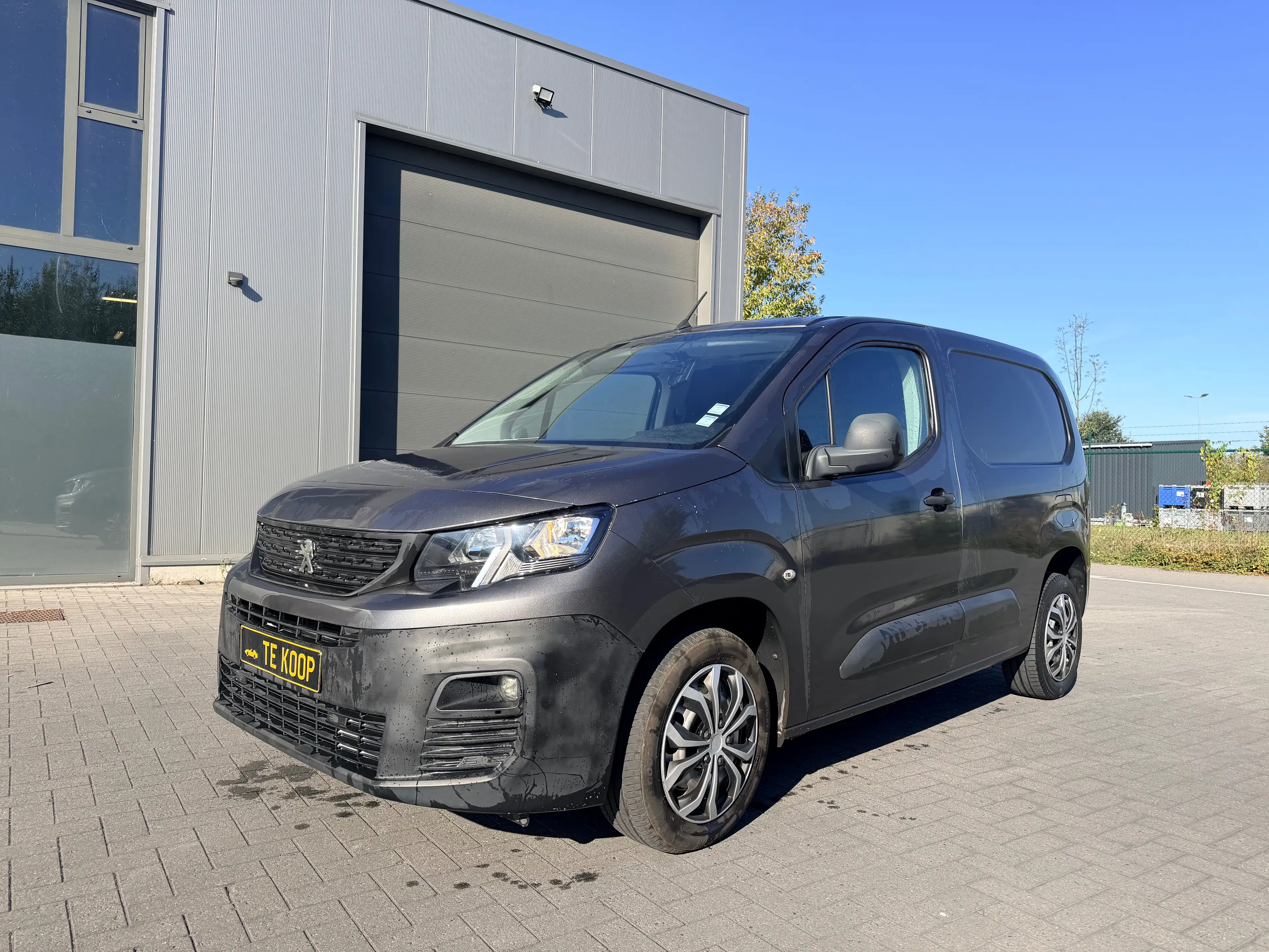 Peugeot Partner 73KW 100PK camera Navi 6-vitesse